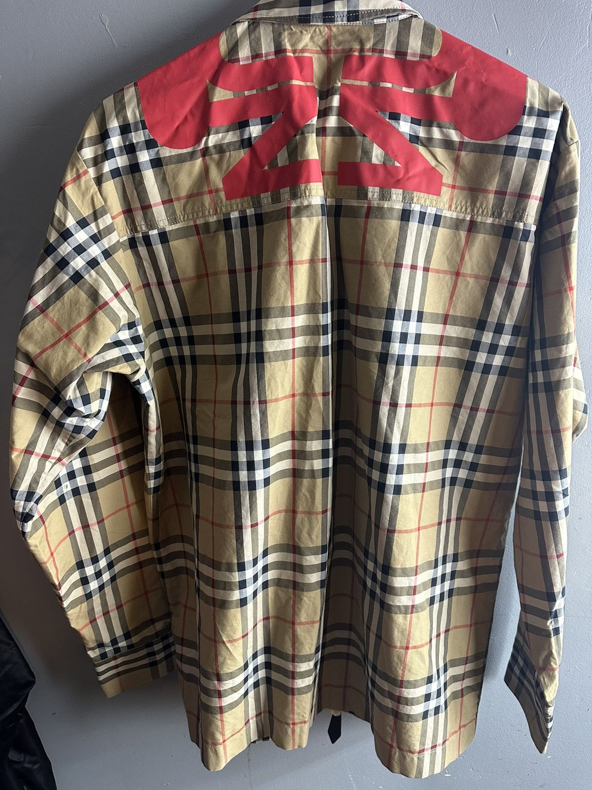 Burberry Checked Burberry Light Jacket Red Lettering Size Small Size US S / EU 44-46 / 1 - 5 Thumbnail
