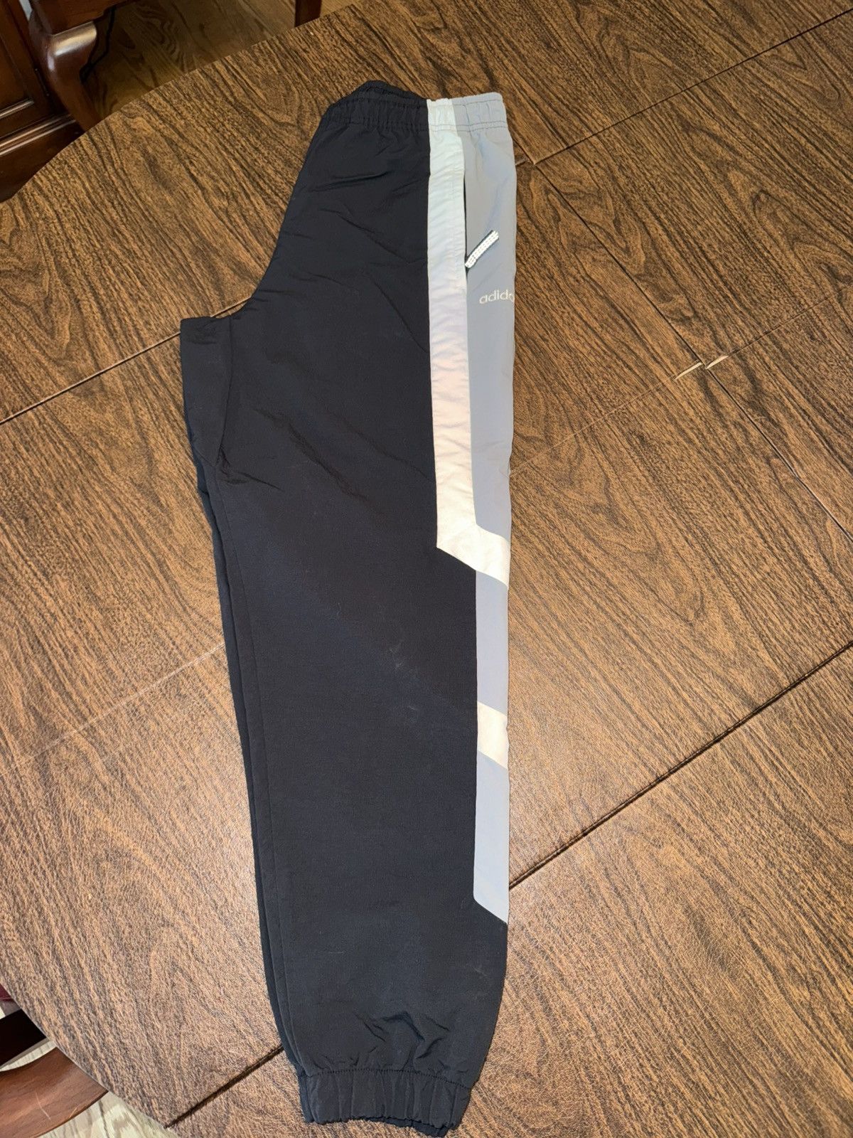 Adidas adidas Men's Nylon Track Pants Windbreaker, Size Medium Size US 32 / EU 48 - 7 Thumbnail