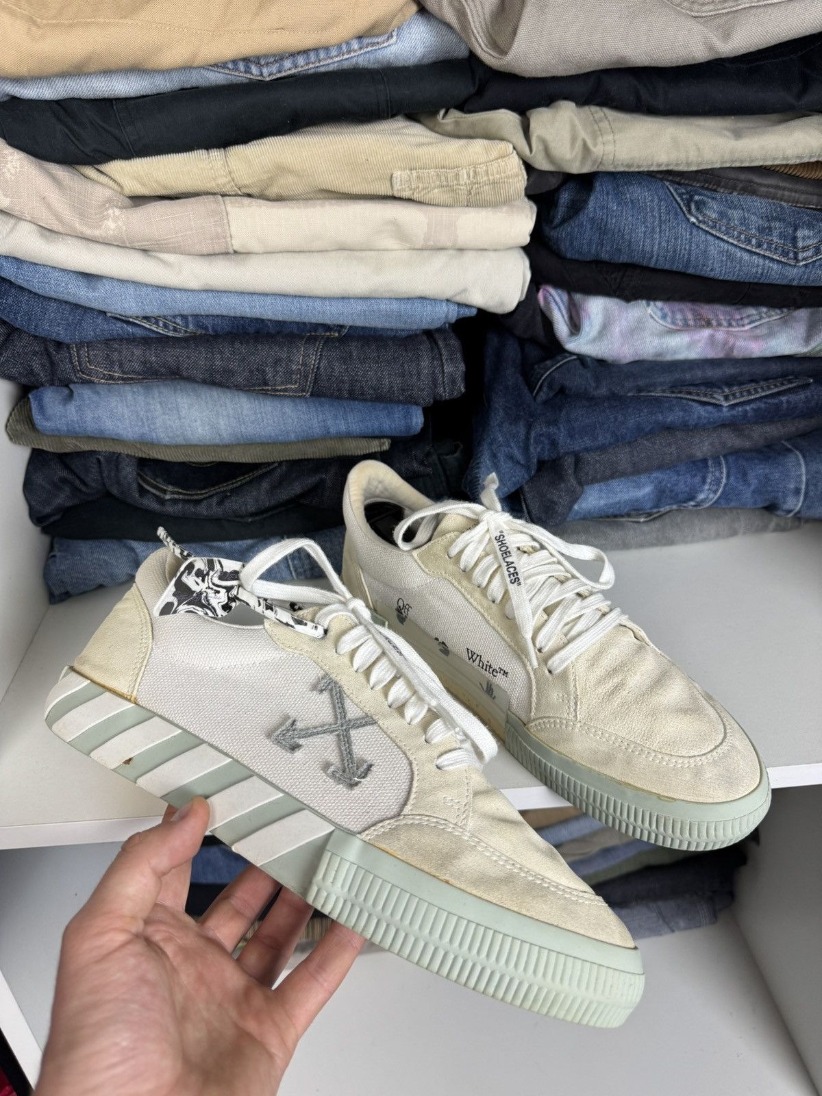 Off-White Off-White Low Vulcanized Sneakers Size 43 Size US 10 / EU 43 - 1 Thumbnail
