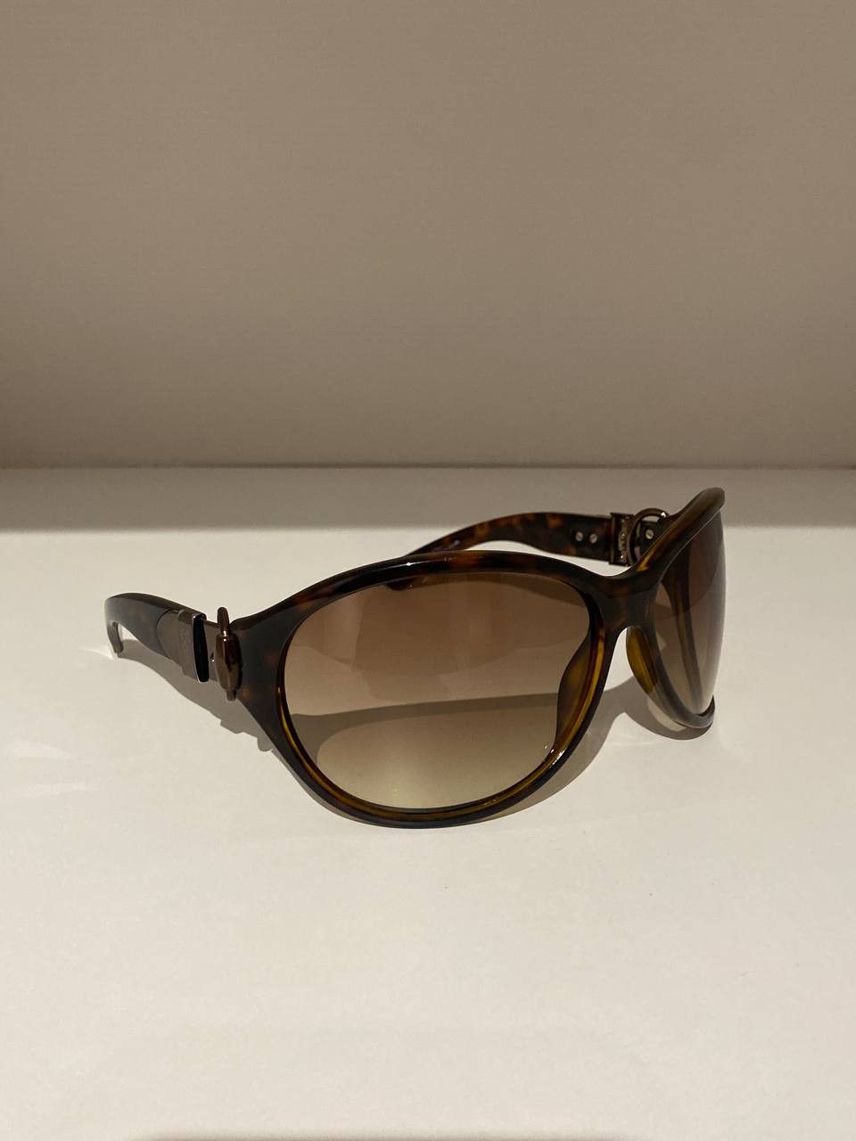 GUCCI sunglasses vintage y2k 小物 GUCCI sunglasses vintage y2k