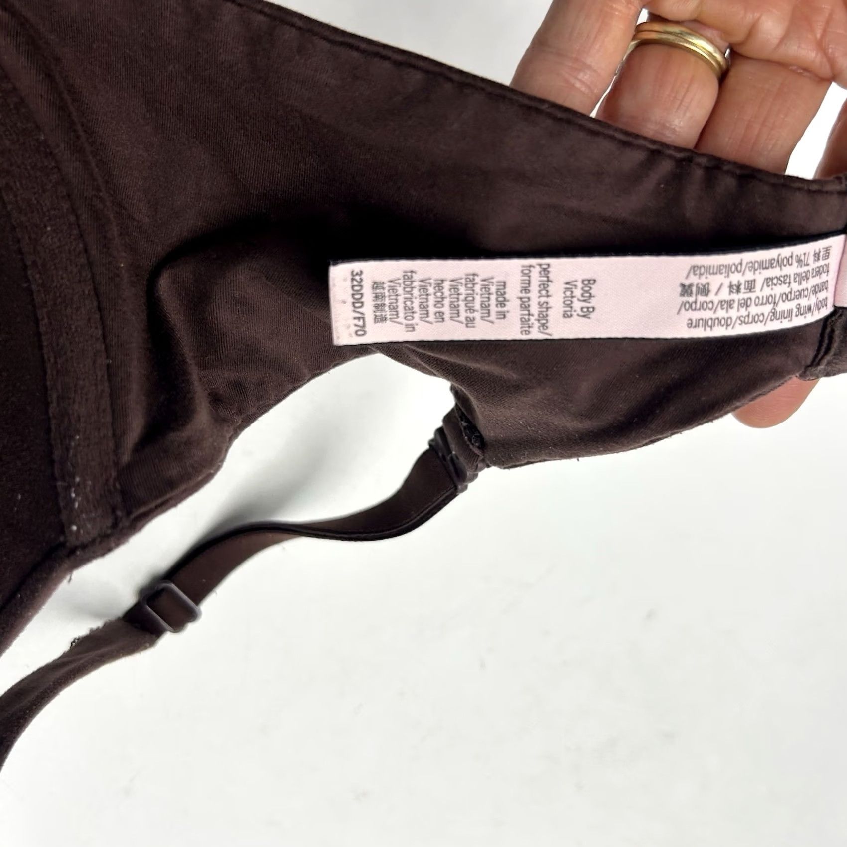 Victoria's Secret Victoria's Secret Body By Victoria Bra 32DDD 32 Underwired Brown Full Coverage Push Up Opaque Size ONE SIZE - 7 Thumbnail
