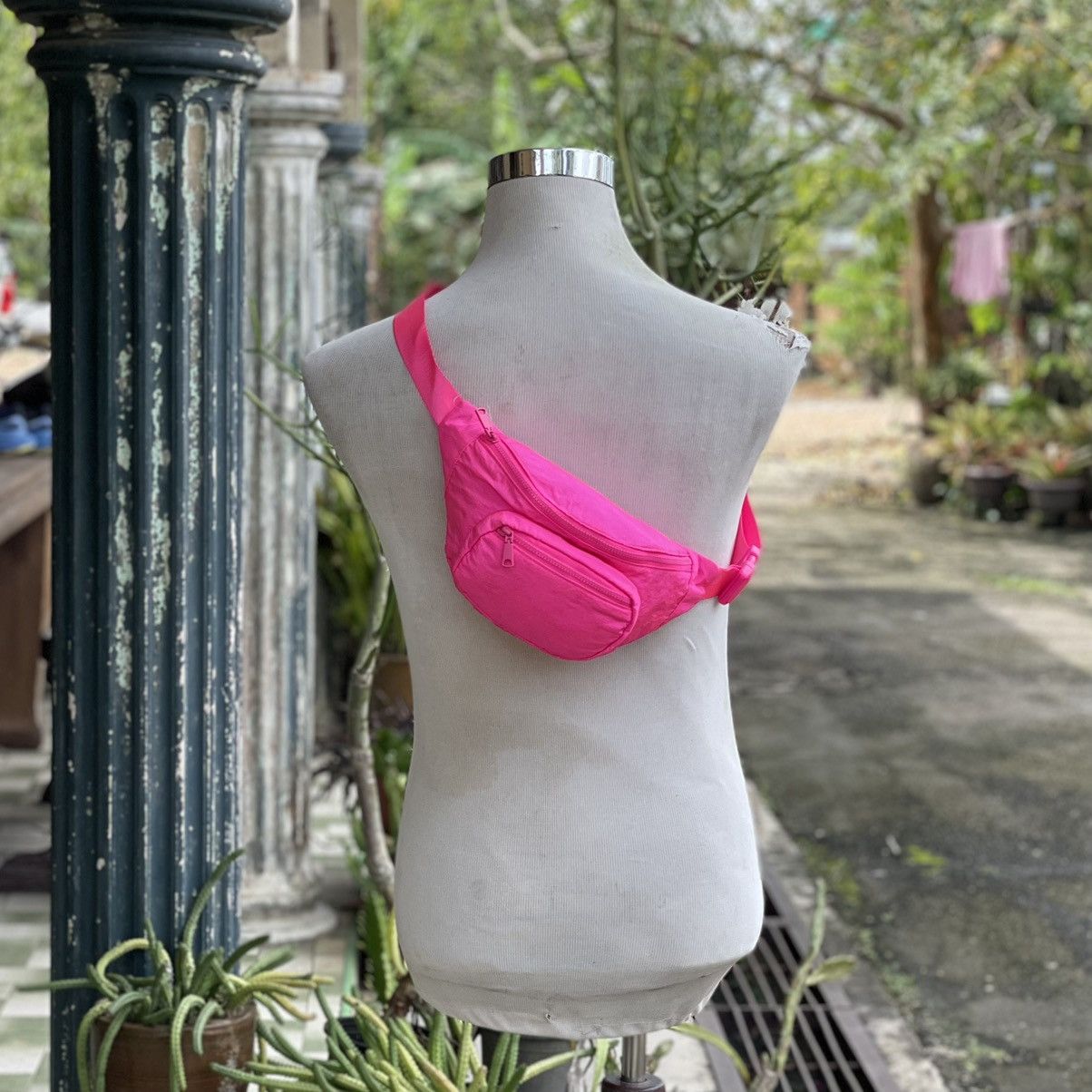 Divided × H&M Divided HM Crossbody Size ONE SIZE - 1 Thumbnail