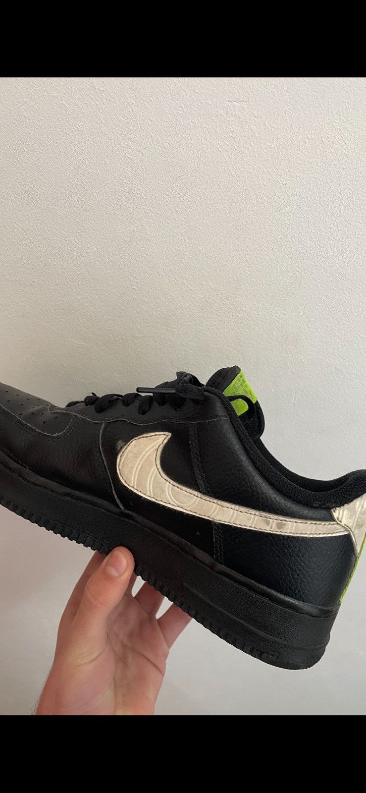 Nike Air Force One Black Size US 9.5 / EU 42-43 - 2 Thumbnail