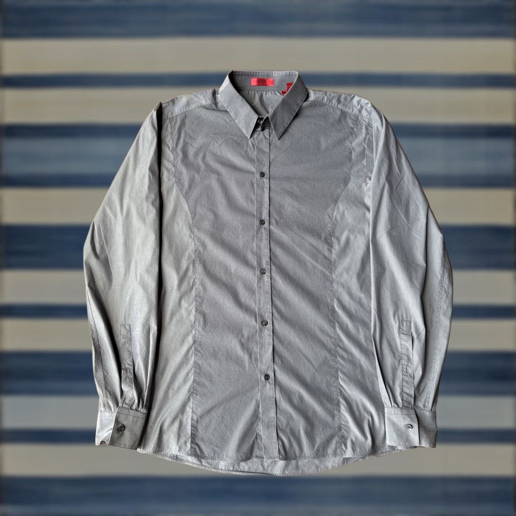 Hugo Boss HUGO BOSS Red Label Long Sleeve Button Up Dress Shirt Men’s Large Lightweight Shirt Mens Large Regular Cotton Dark Blue Gray Pattern Solid Size 42R - 1 Thumbnail