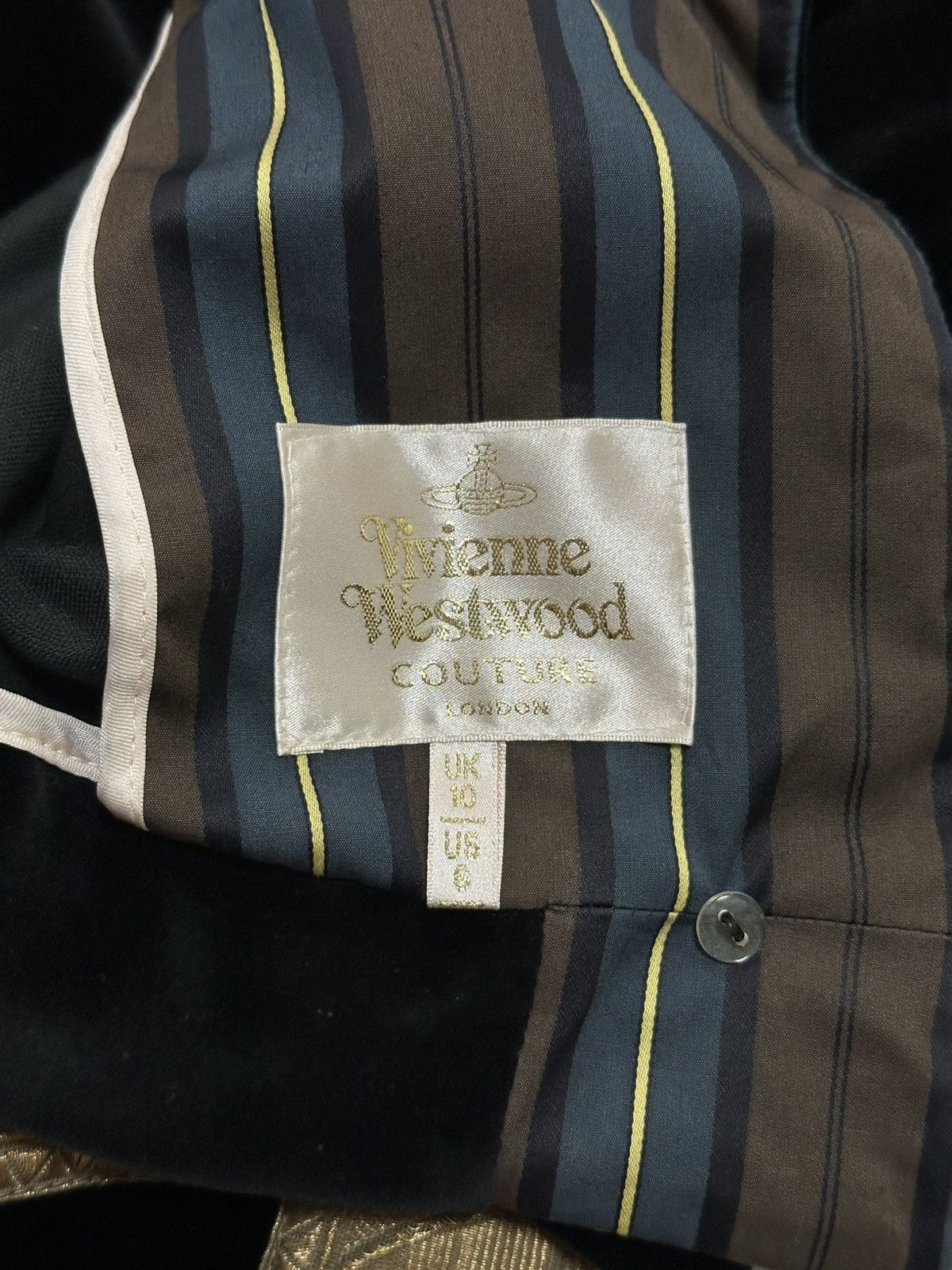 Vivienne Westwood VIVIENNE WESTWOOD F/W 1998 "Dressed To Scale" Velvet Jacket Size S / US 4 / IT 40 - 8 Thumbnail