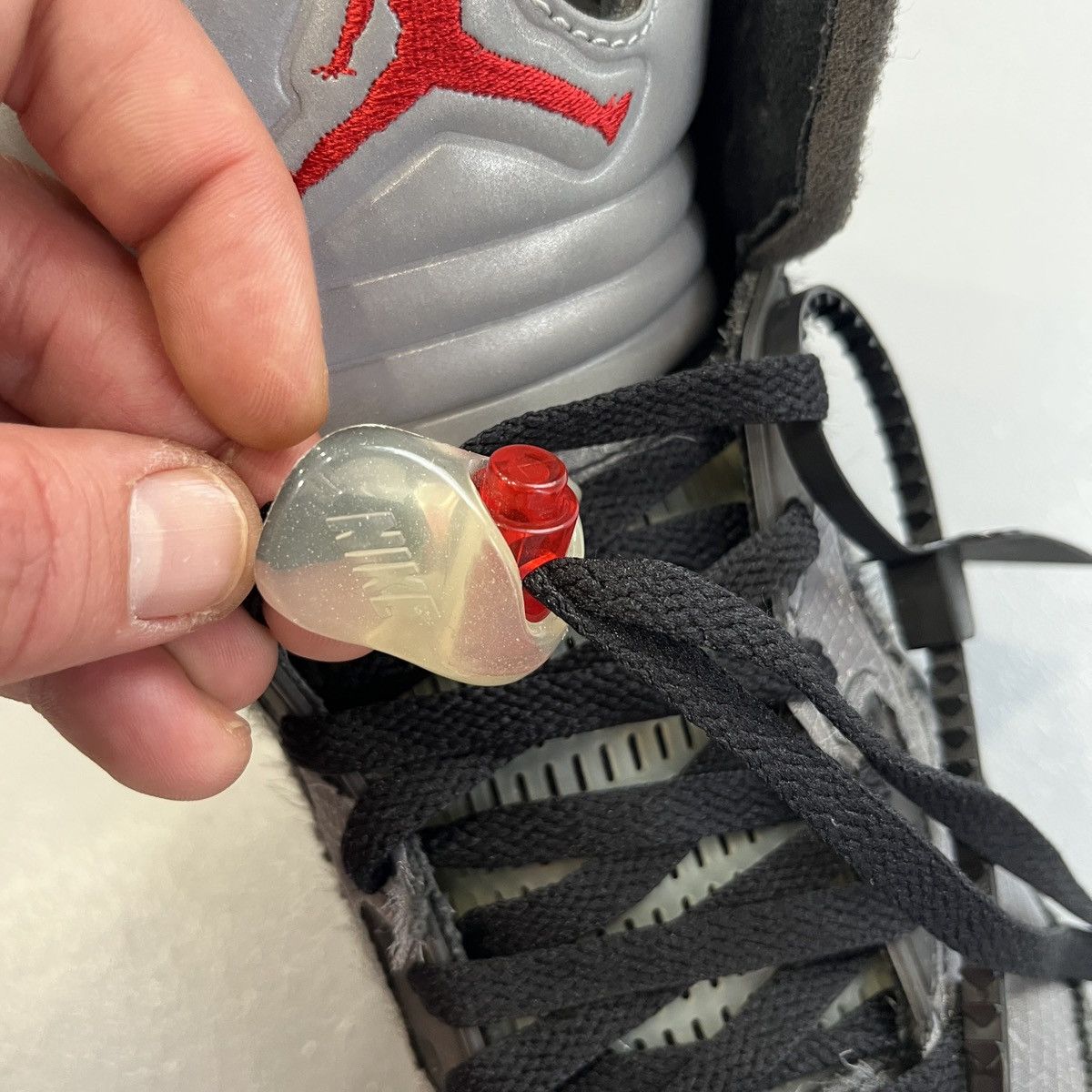 Jordan Brand × Off-White 2020 Jordan 5 Retro Off-White Muslin Size US 12.5 / EU 45-46 - 21 Thumbnail