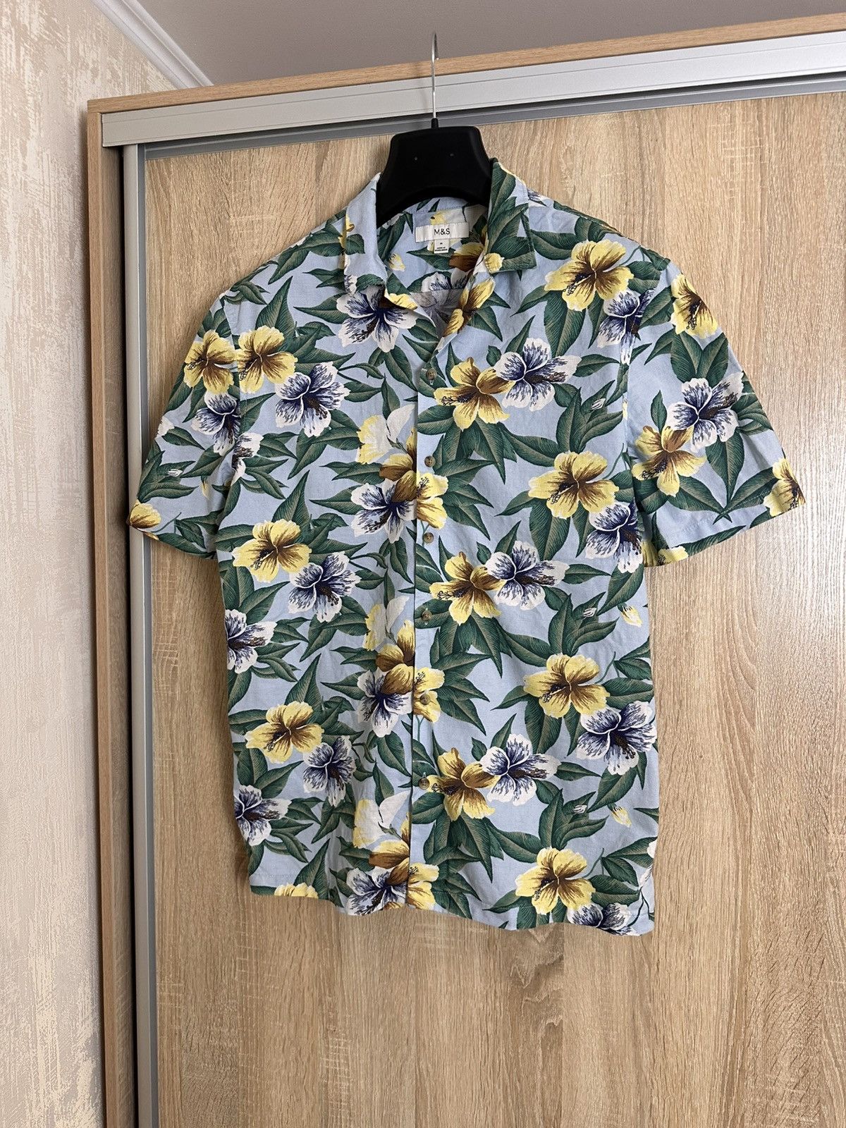 Marks & Spencer 🔥 Marks Spencer Cotton Hawaiian Button Up Shirt Art Floral Size US M / EU 48-50 / 2 - 1 Thumbnail