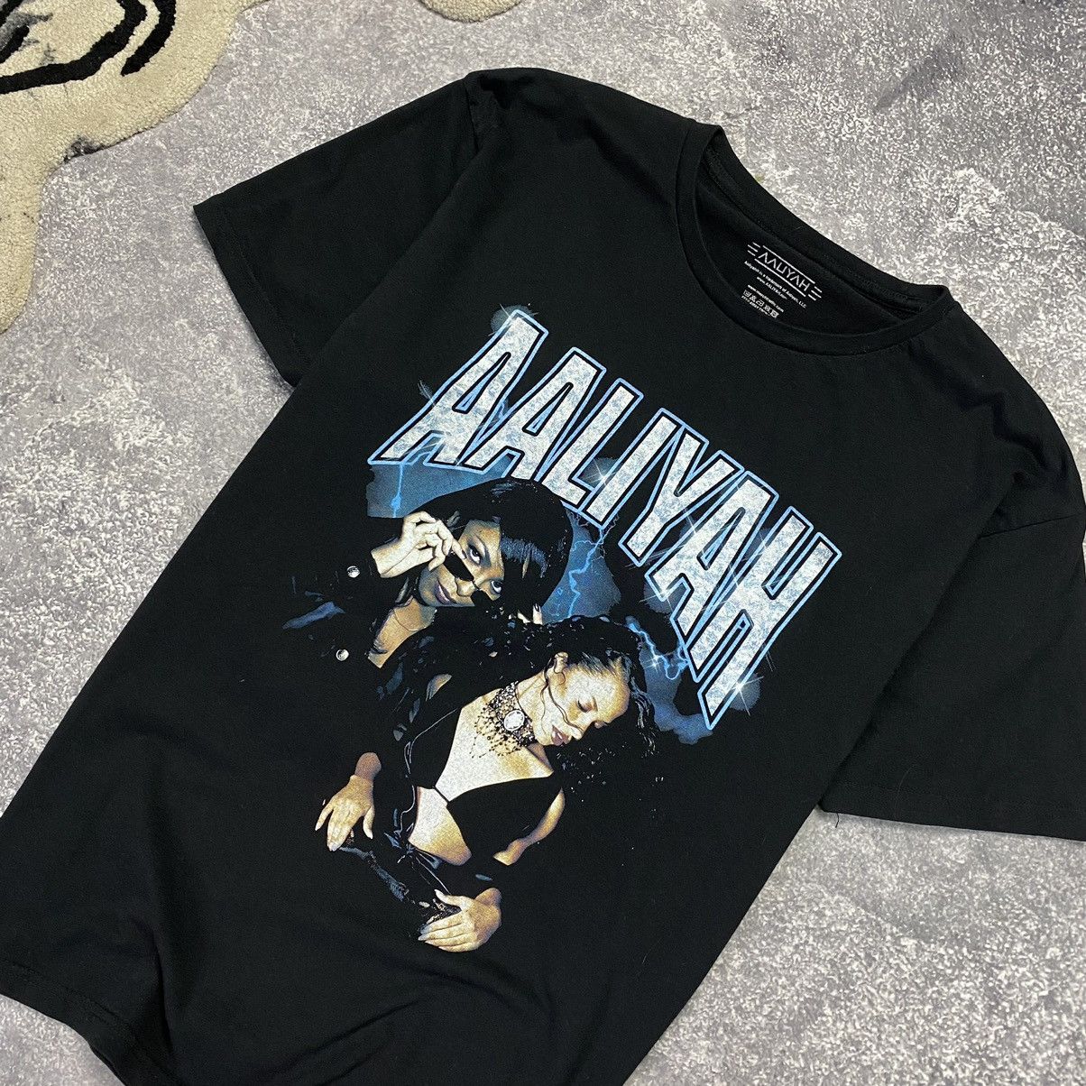 Band Tees Vintage AALIYAH Big Graphic Sexy logo band tee Size US M / EU 48-50 / 2 - 2 Thumbnail