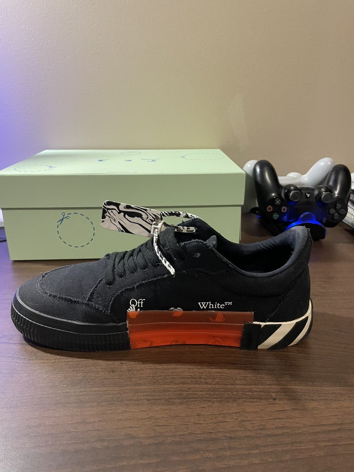 Off-White Off-White Vulc Low Black/White Size US 10 / EU 43 - 3 Thumbnail