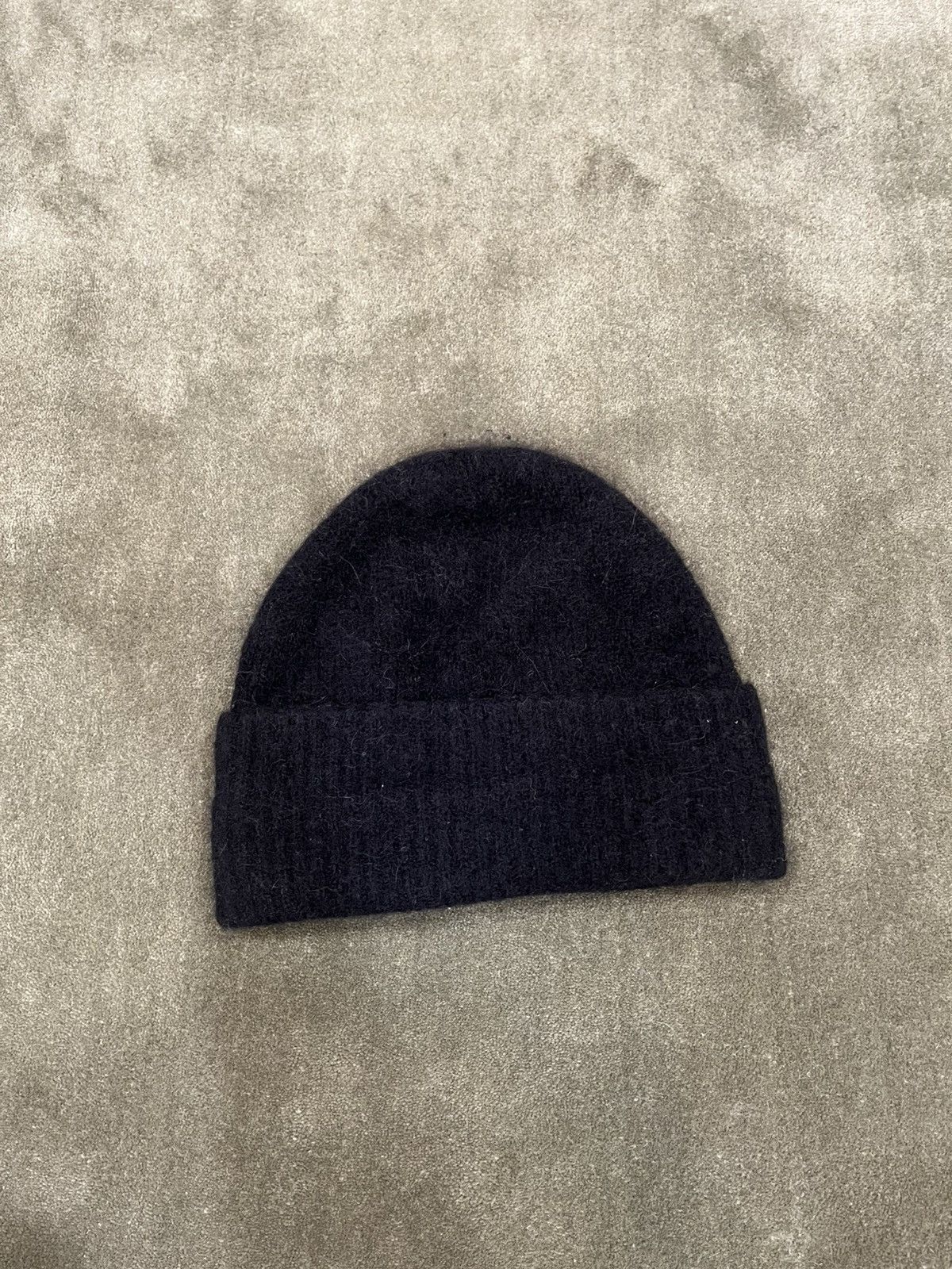 Vince Vince Alpaca Wool Beanie Black Size ONE SIZE - 1 Thumbnail