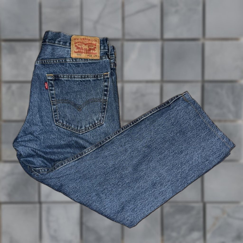 Levi's Levi’s 505 Jeans Men 34x24 Denim Blue Straight Regular Color Blue 34 Inseam 24 Size US 34 / EU 50 - 1 Thumbnail