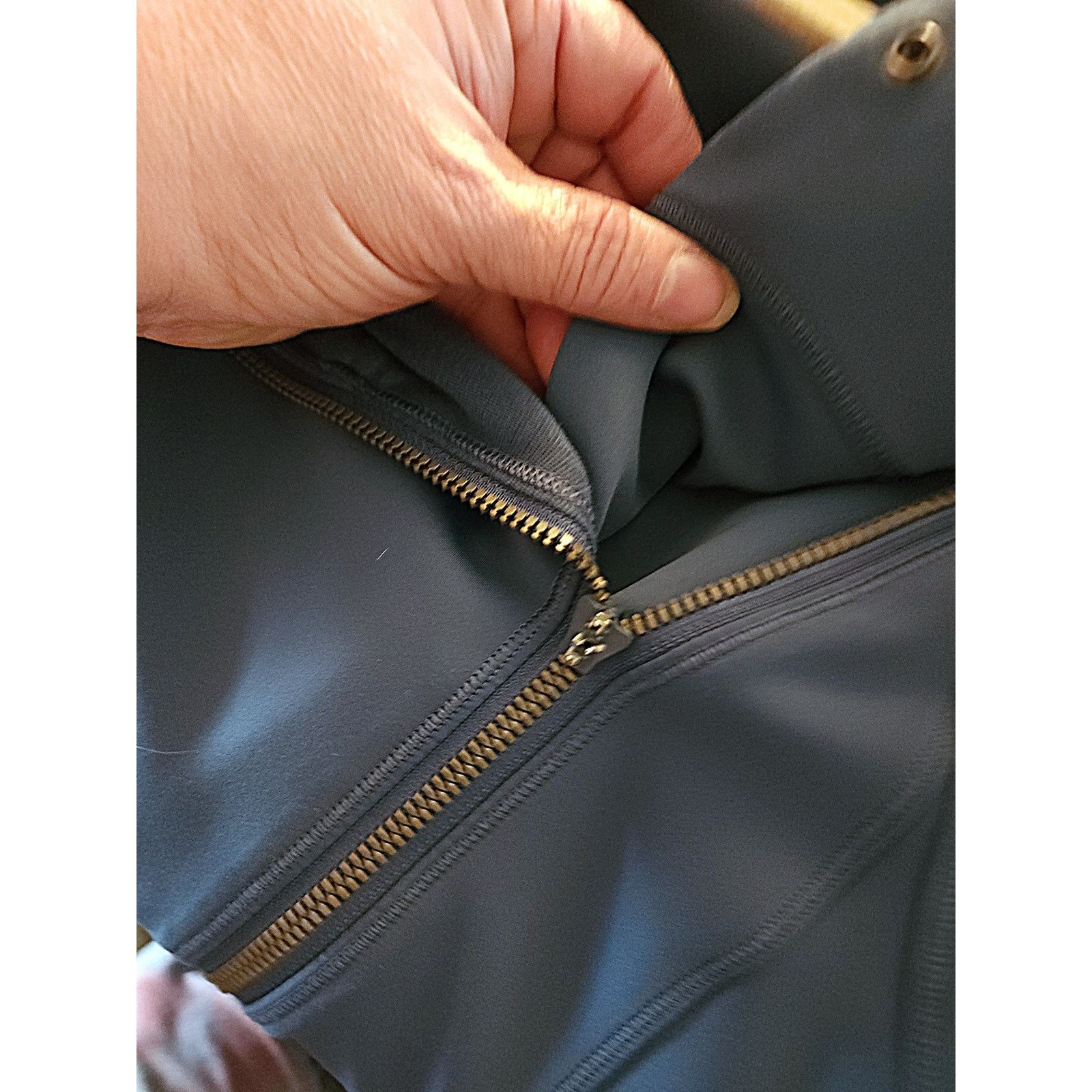 Lululemon Lululemon Asymmetrical Zip Jacket cobalt blue size 8 Size M / US 6-8 / IT 42-44 - 4 Thumbnail