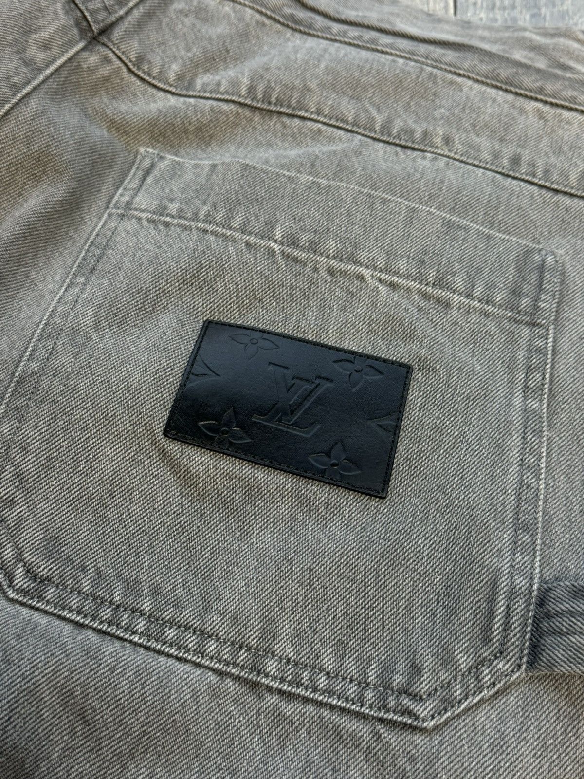 Louis Vuitton Louis Vuitton Grey Denim Cargo Pants Jeans - 38 Size US 38 / EU 54 - 12 Thumbnail