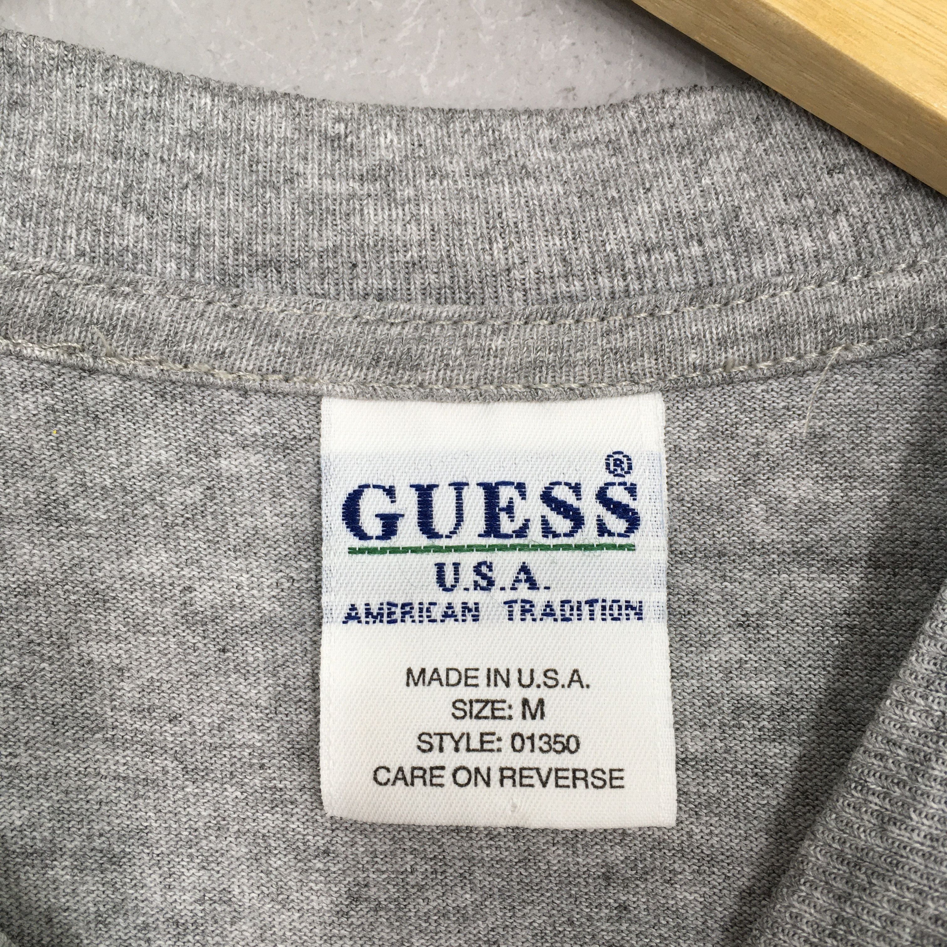 Guess × Vintage Vintage 1990's Guess Jeans Surfwear Gray Tshirt Medium Size US M / EU 48-50 / 2 - 4 Thumbnail