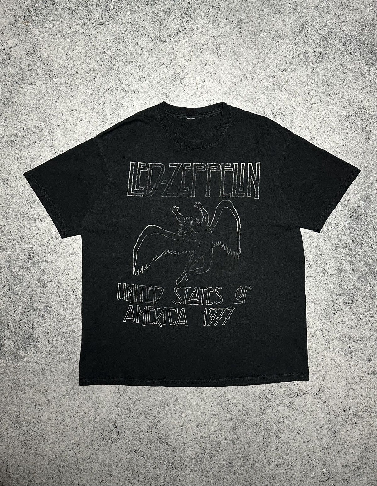 Vintage 2011 Led Zeppelin “USA 1977” Rock Band T-Shirt