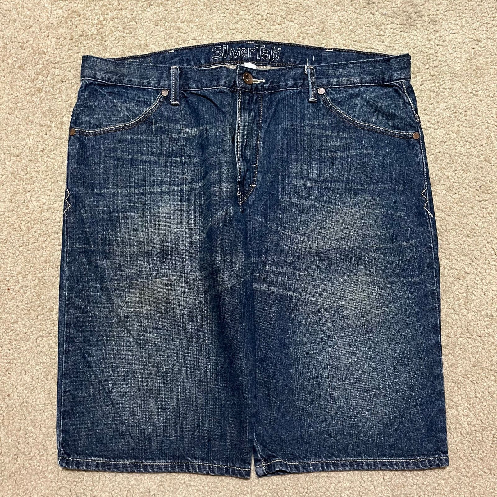Levi's Levi’s Silver Tab Baggy Faded Dark Washed Jorts 41W Size US 41 - 1 Thumbnail