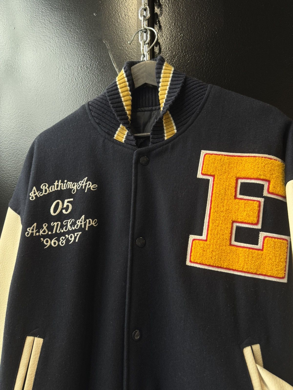 Bape SUPER RARE 5/100 VINTAGE 1997 BAPE VARSITY JACKET Size US L / EU 52-54 / 3 - 3 Thumbnail