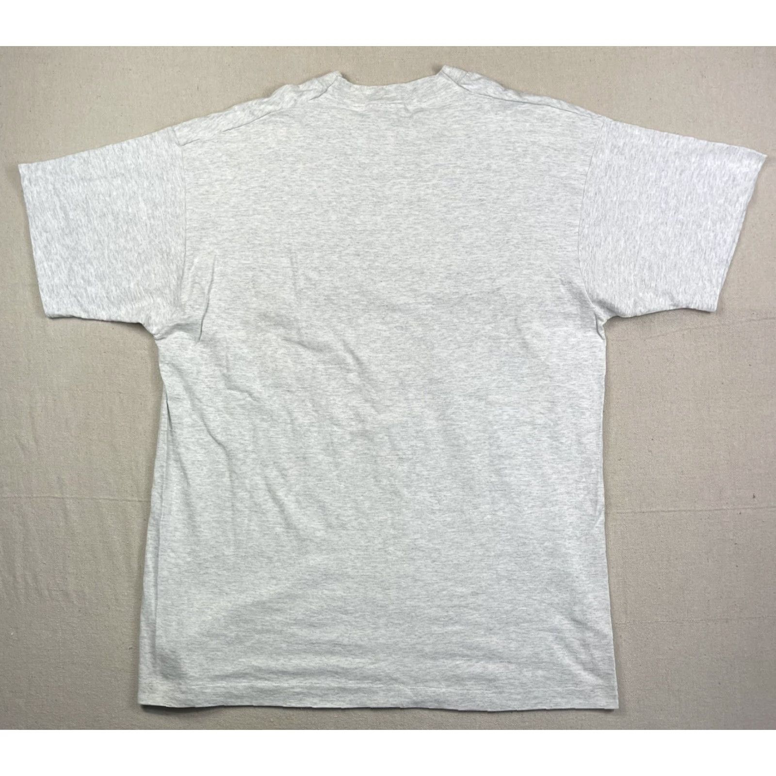 Vintage VINTAGE Looney Tunes New York Yankees T-Shirt XL Gray 90s Logo Short Sleeve Mens Size US XL / EU 56 / 4 - 4 Thumbnail