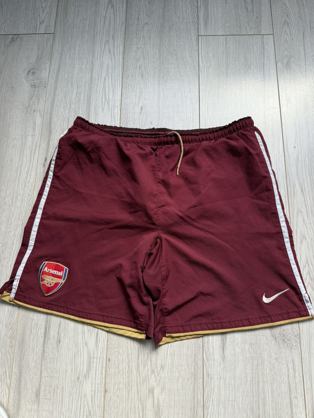 Nike Vintage arsenal Soccer jersey short 2005-2006 kit Size US 32 / EU 48 - 1 Thumbnail