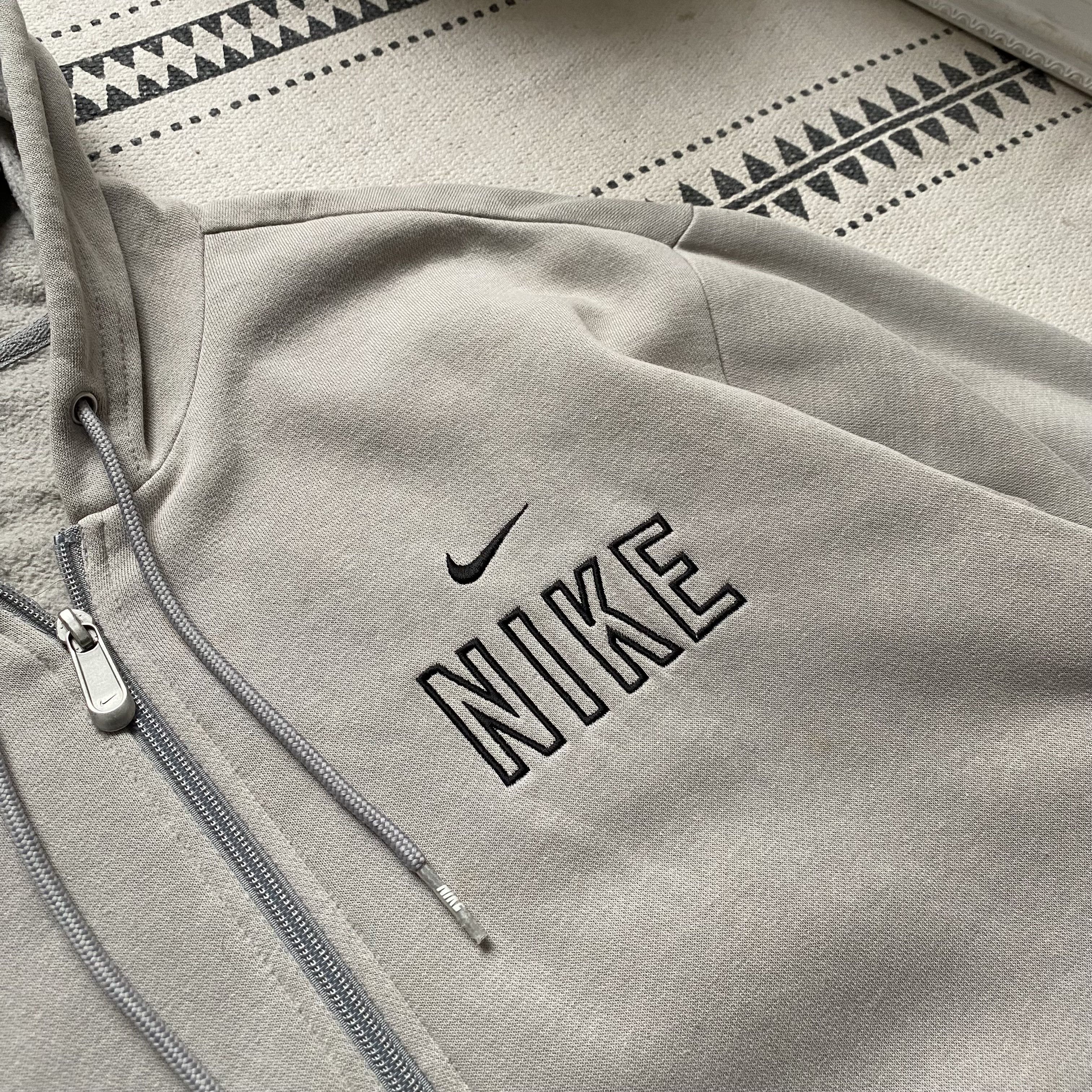 Nike 🔥 Vintage 90s Nike Zip Hoodie Distressed Silver tags Swoosh Size US M / EU 48-50 / 2 - 4 Thumbnail