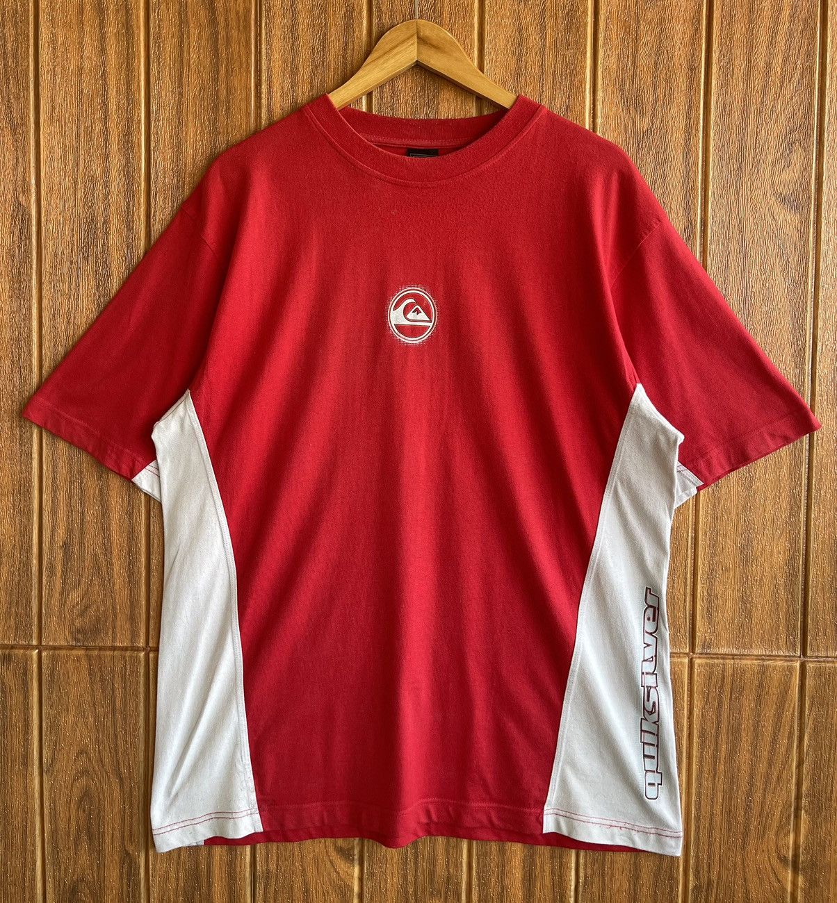 Quiksilver Vintage’y2k🔥QUIKSILVER🔥Center Logo Hybrid Tshirt Size US XL / EU 56 / 4 - 1 Thumbnail