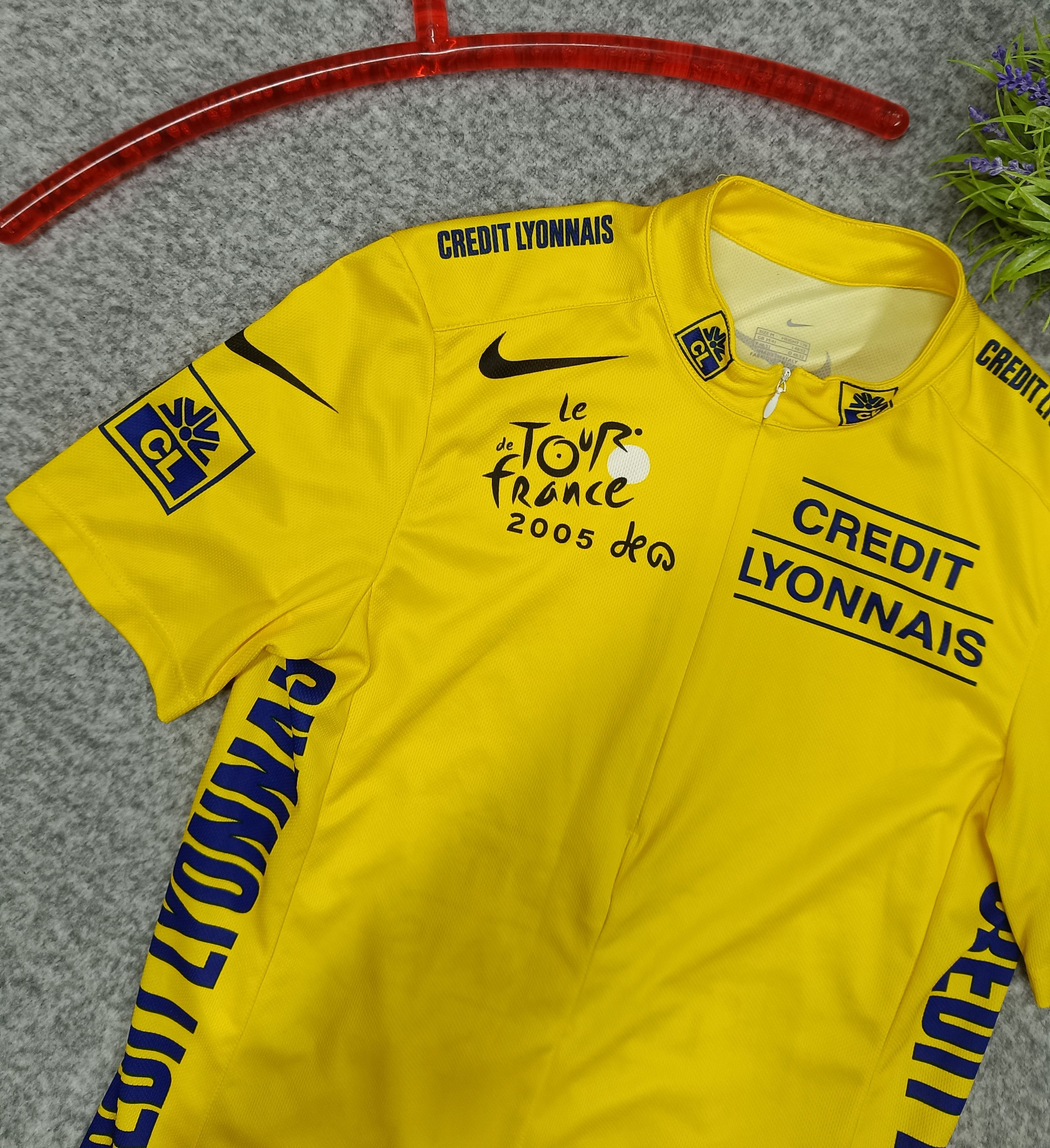 Nike Tour De France 2005 CyclingLyonnais size M Nike Size US M / EU 48-50 / 2 - 4 Thumbnail