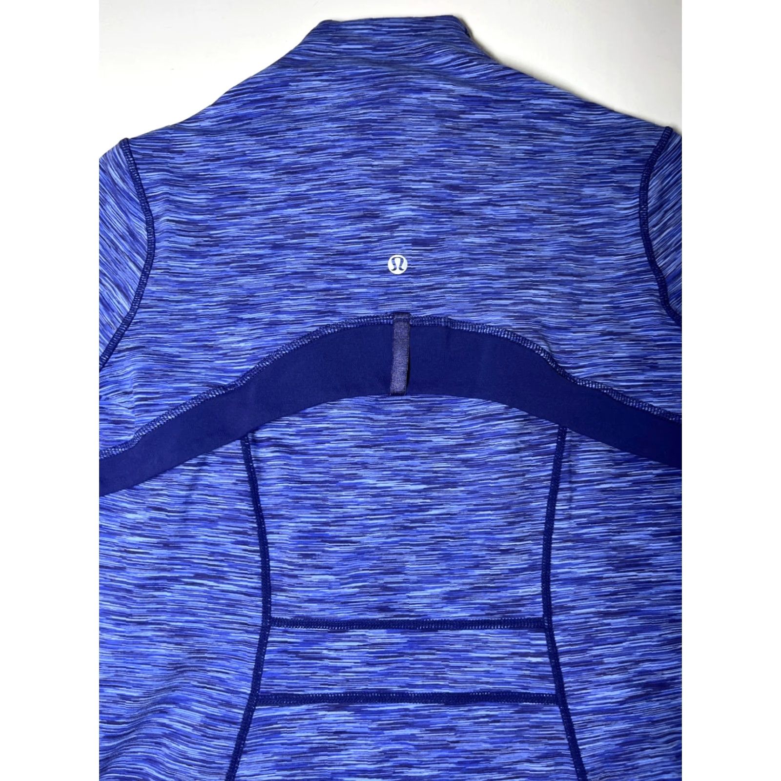 Lululemon Women’s Lululemon Define Jacket in Blue Spacedye Pattern Sz 10 Size L / US 10 / IT 46 - 7 Thumbnail