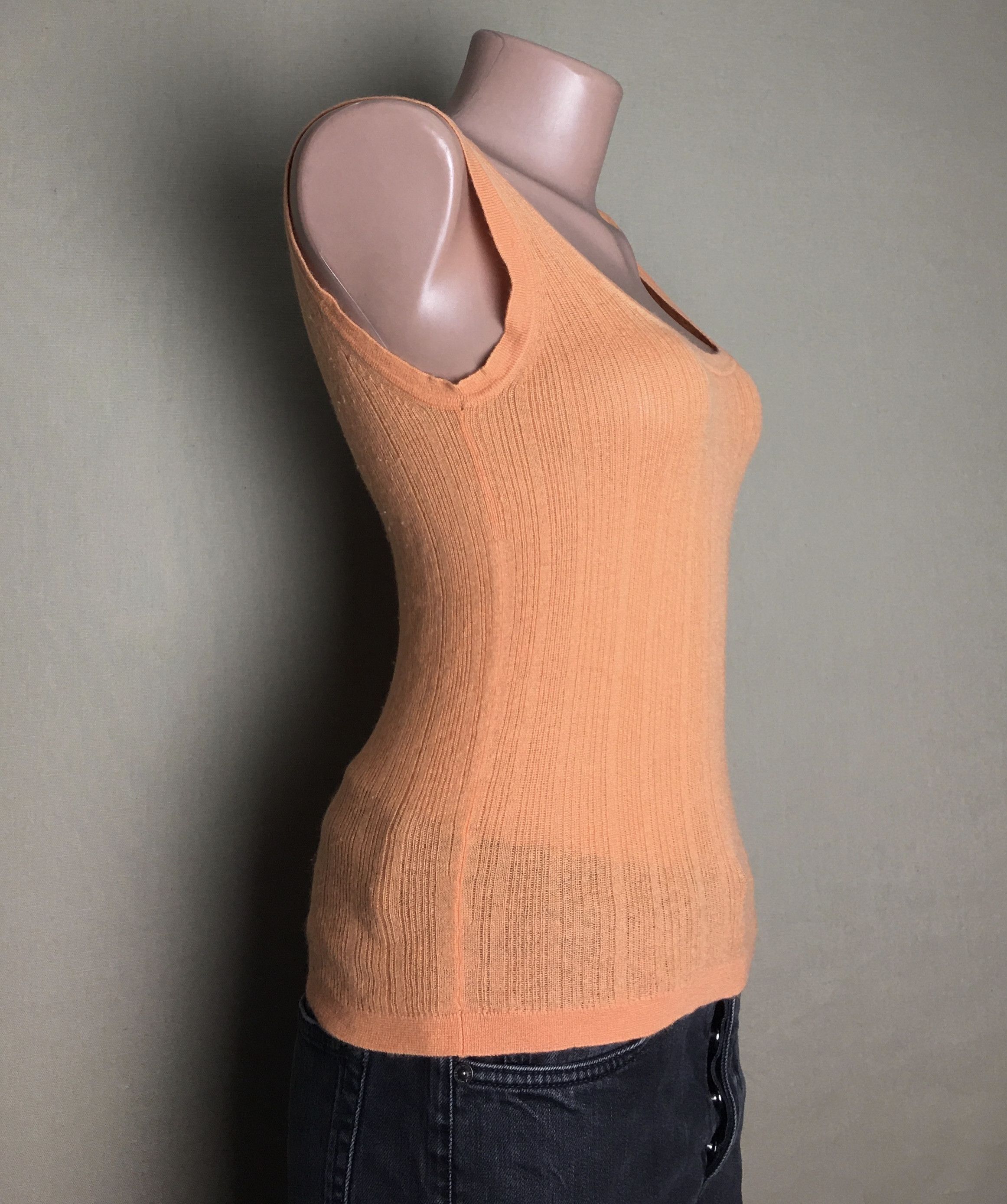 Iris von Arnim Iris von Arnim Cashmere Sleeveless Top Sweater Size M Size M / US 6-8 / IT 42-44 - 3 Thumbnail