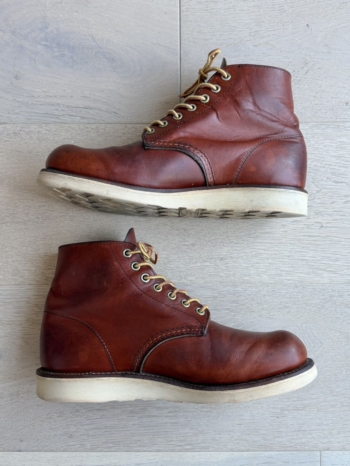Red Wing Red Wing 8822 Classic Round Toe 6” Boots - Oro Legacy 7D Size US 7 / EU 40 - 6 Thumbnail