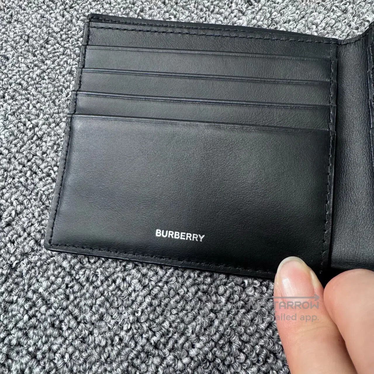 Burberry Burberry Classic Check Wallet. Size ONE SIZE - 8 Thumbnail