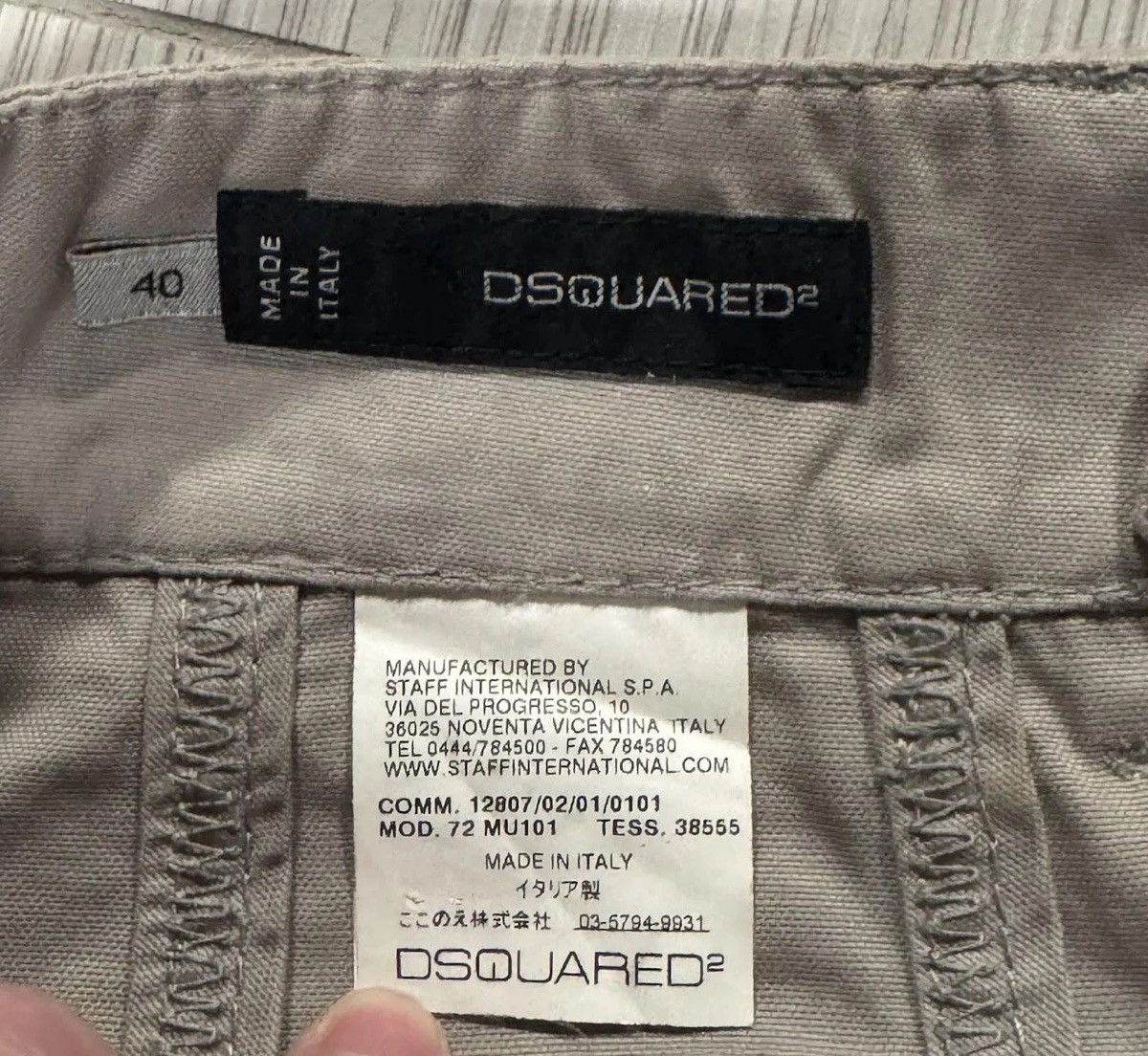Dsquared2 Dsquared Cargo Shorts (Size 40) Size US 40 / EU 56 - 2 Thumbnail