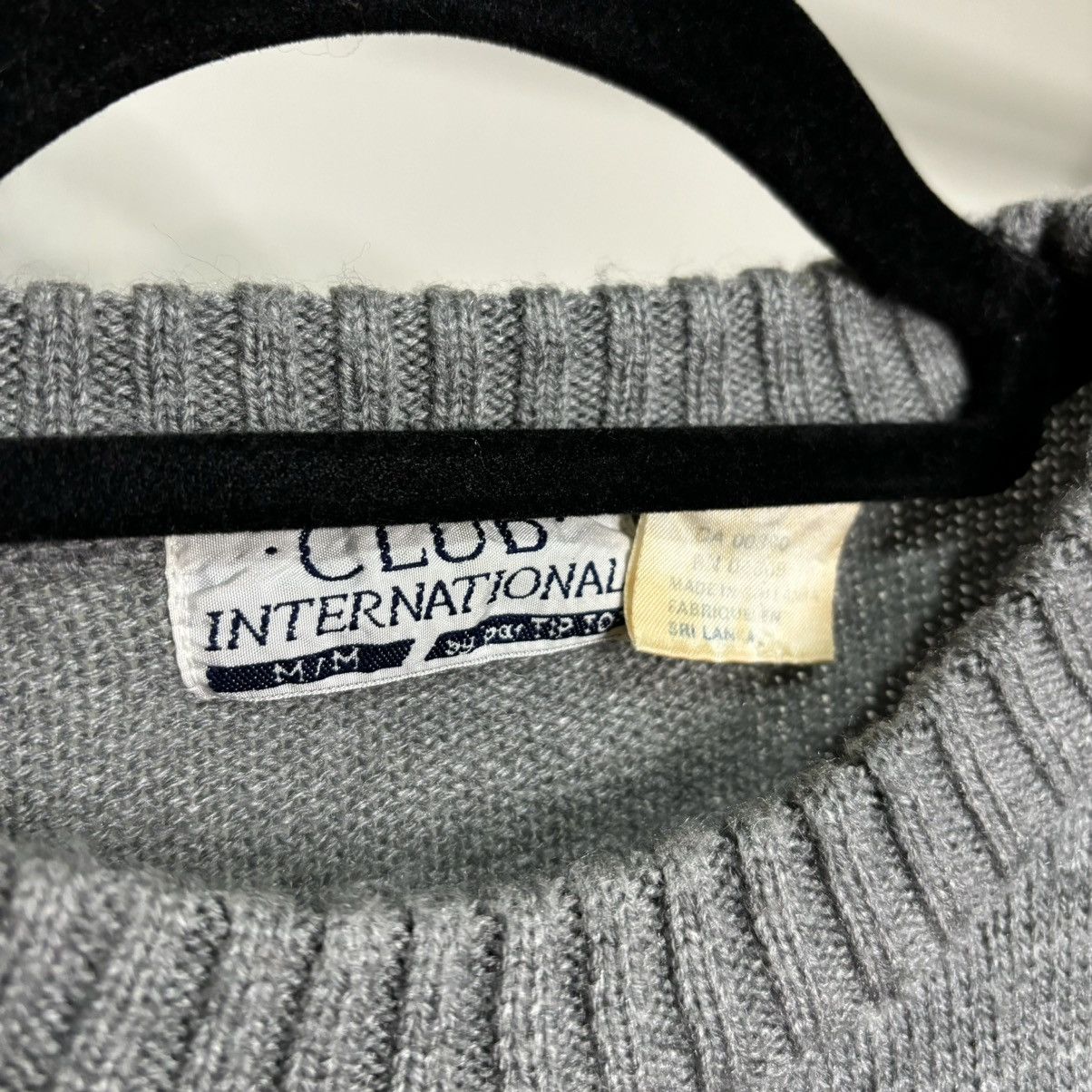Vintage Vintage 1970s Light Grey Knit Sweater Size US M / EU 48-50 / 2 - 3 Thumbnail