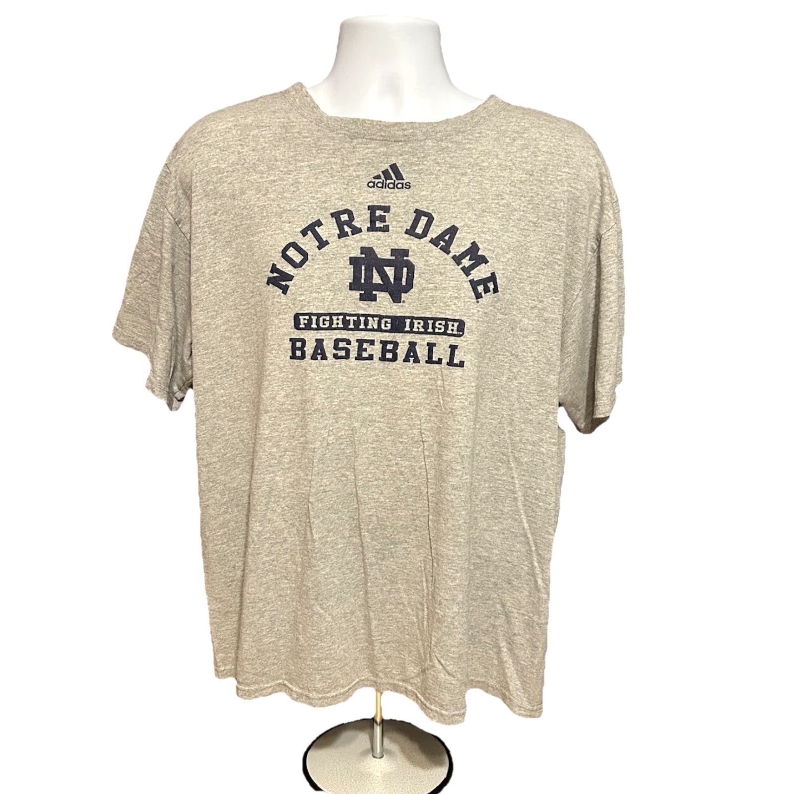 Adidas VINTAGE Notre Dame Fighting Irish Adidas Shirt Men Large Heather Gray Size US XL / EU 56 / 4 - 2 Thumbnail