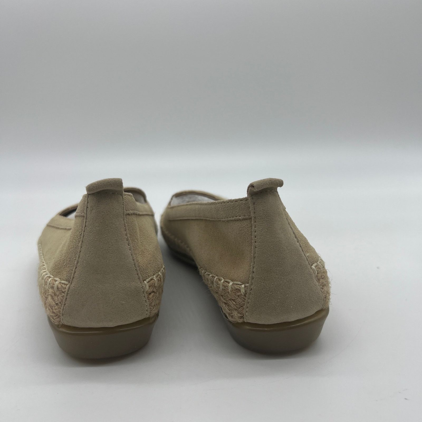 Other Vaneli Suede Slip On Size 7 M Espadrille Flats Beige Suede Size US 7 / IT 37 - 5 Thumbnail