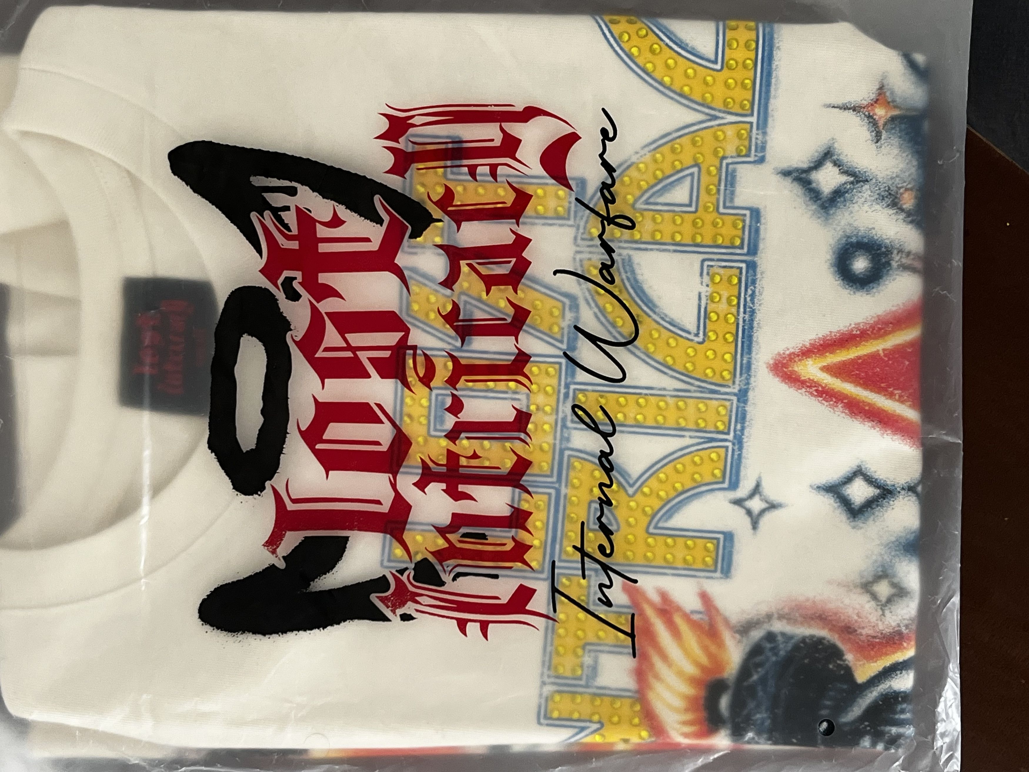 LOST INTRICACY Lost Intricacy “kiss liberty” sleeveless T-shirt (xl) Size US S / EU 44-46 / 1 - 10 Thumbnail