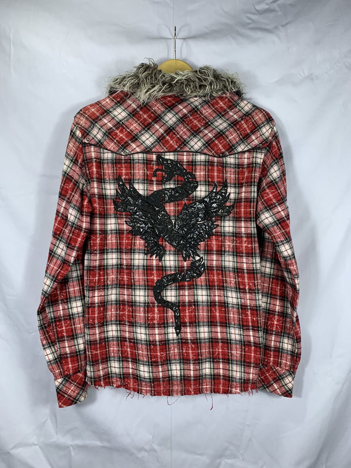 Beauty Beast IN THE ATTIC FAUX FUR DRAGON DISTRESSED BUTTON DOWN SHIRT Size US L / EU 52-54 / 3 - 2 Thumbnail
