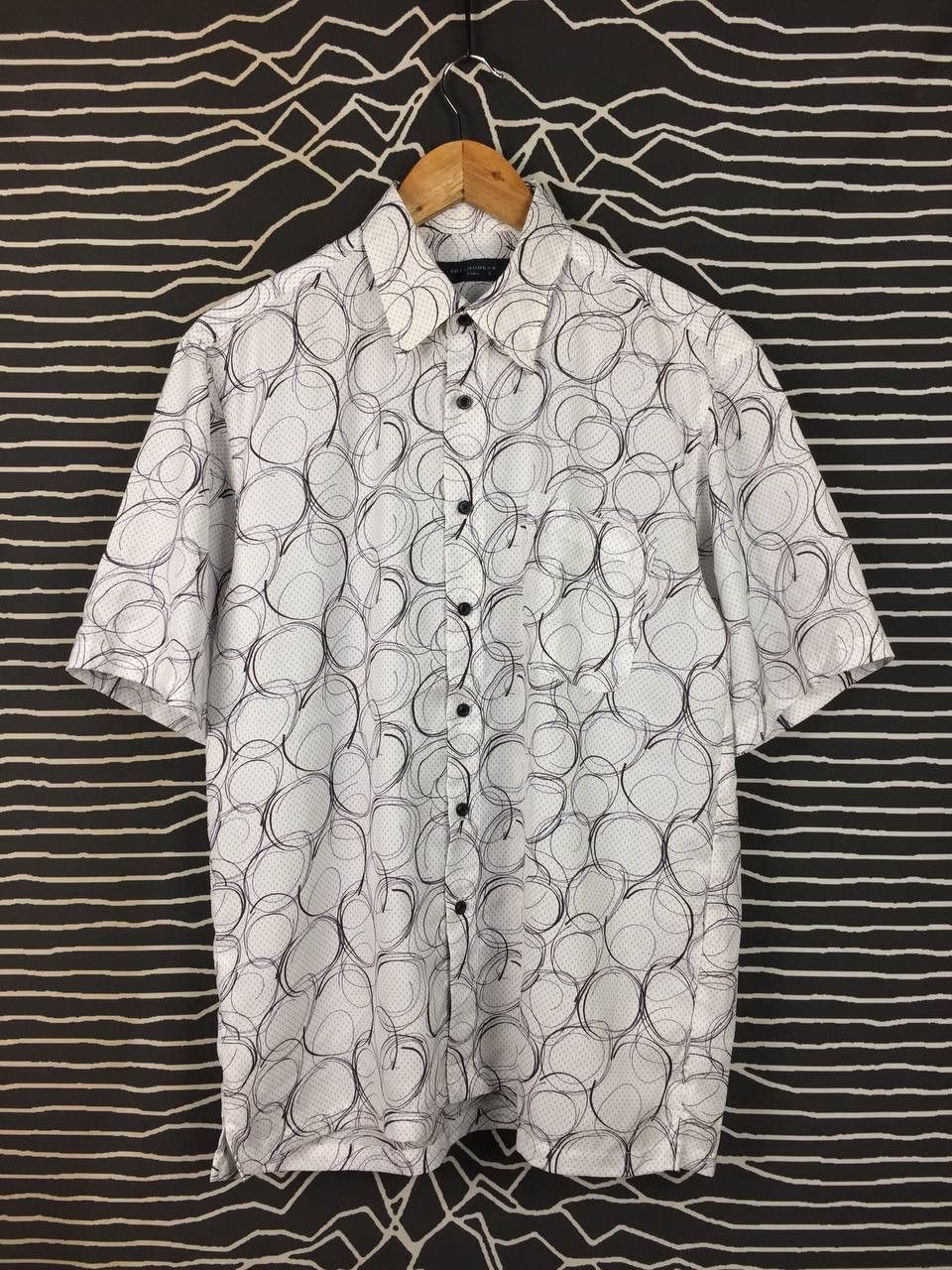 Japanese Brand Artemodena Uomo Abstract Circle Pattern Short-Sleeve Shirt Size US L / EU 52-54 / 3 - 1 Thumbnail