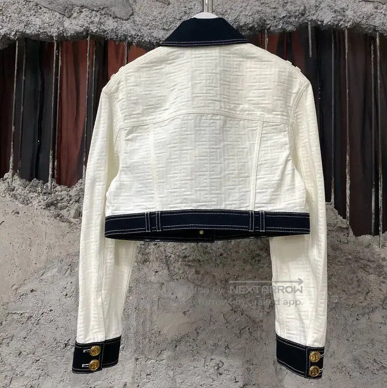 Balmain Balmain Women's Cropped Jacket in White . Size XXS / US 00 / IT 34 - 2 Thumbnail
