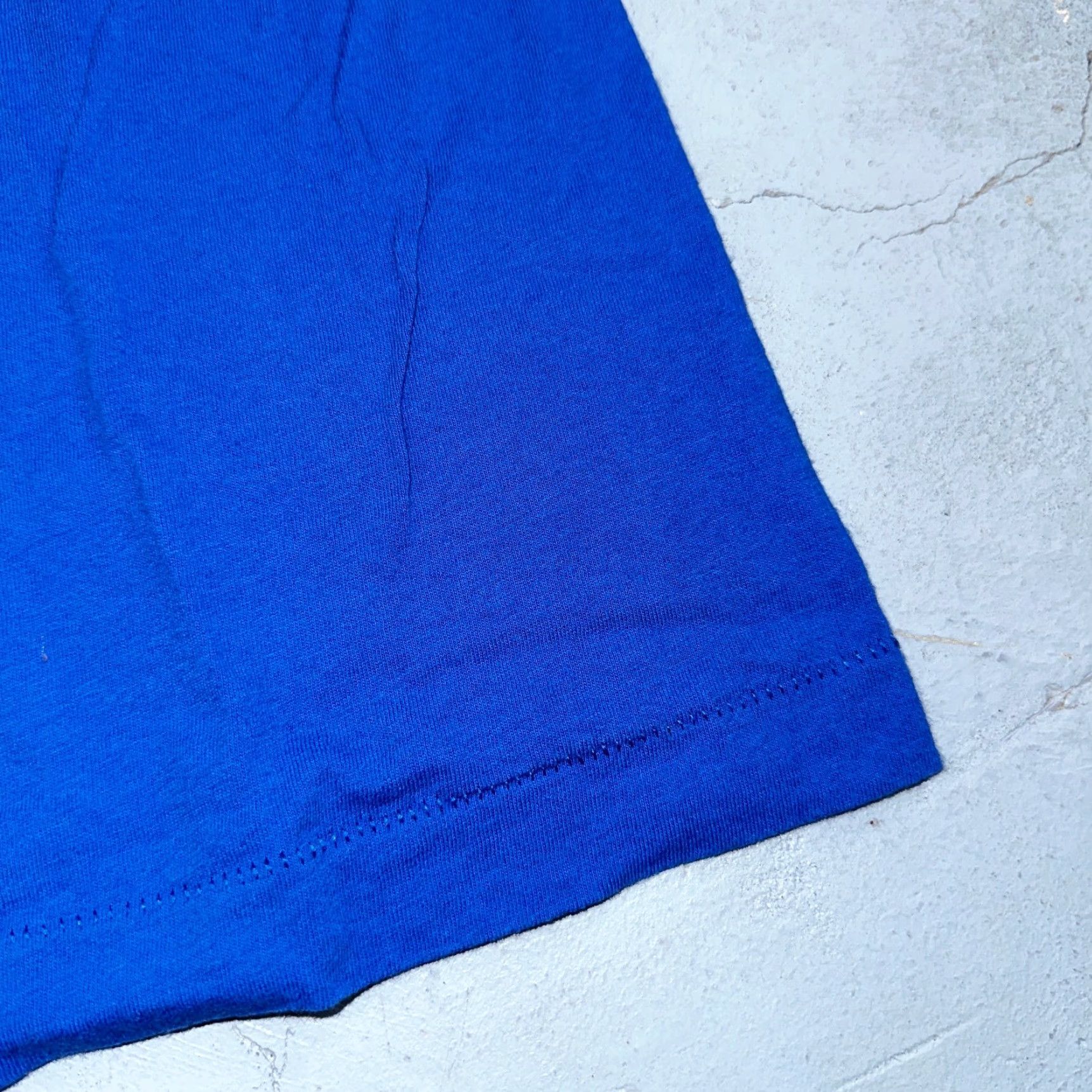 Fruit Of The Loom VINTAGE Fruit of the Loom T-Shirt USA Pocket Blue 90s 80s 70s Short Sleeve Crew Neck Mens L Classic Solid Size US L / EU 52-54 / 3 - 3 Thumbnail