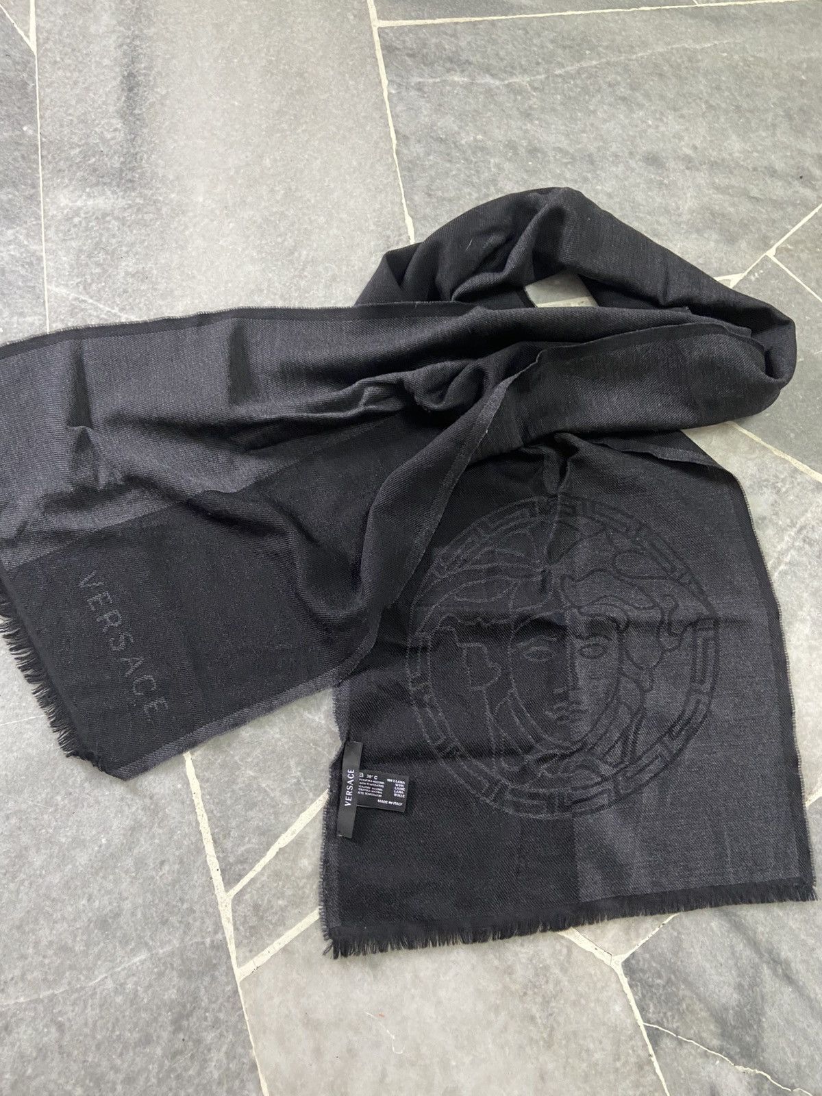 Versace Versace Muffler Scarf Size ONE SIZE - 3 Thumbnail