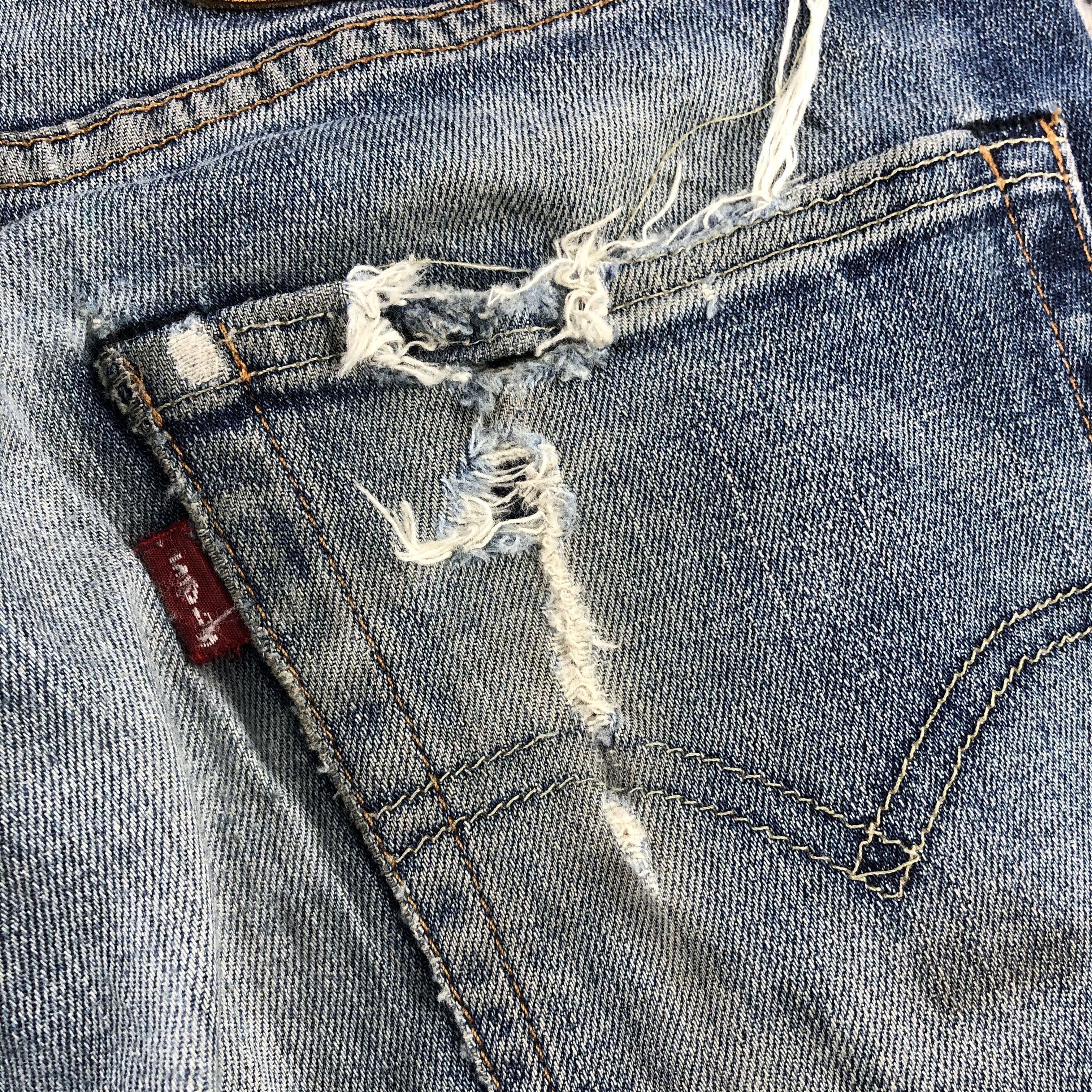 Levi's Vintage Levi's 513 Jeans Distress Faded Blue Denim KJ915 Size US 29 - 9 Thumbnail