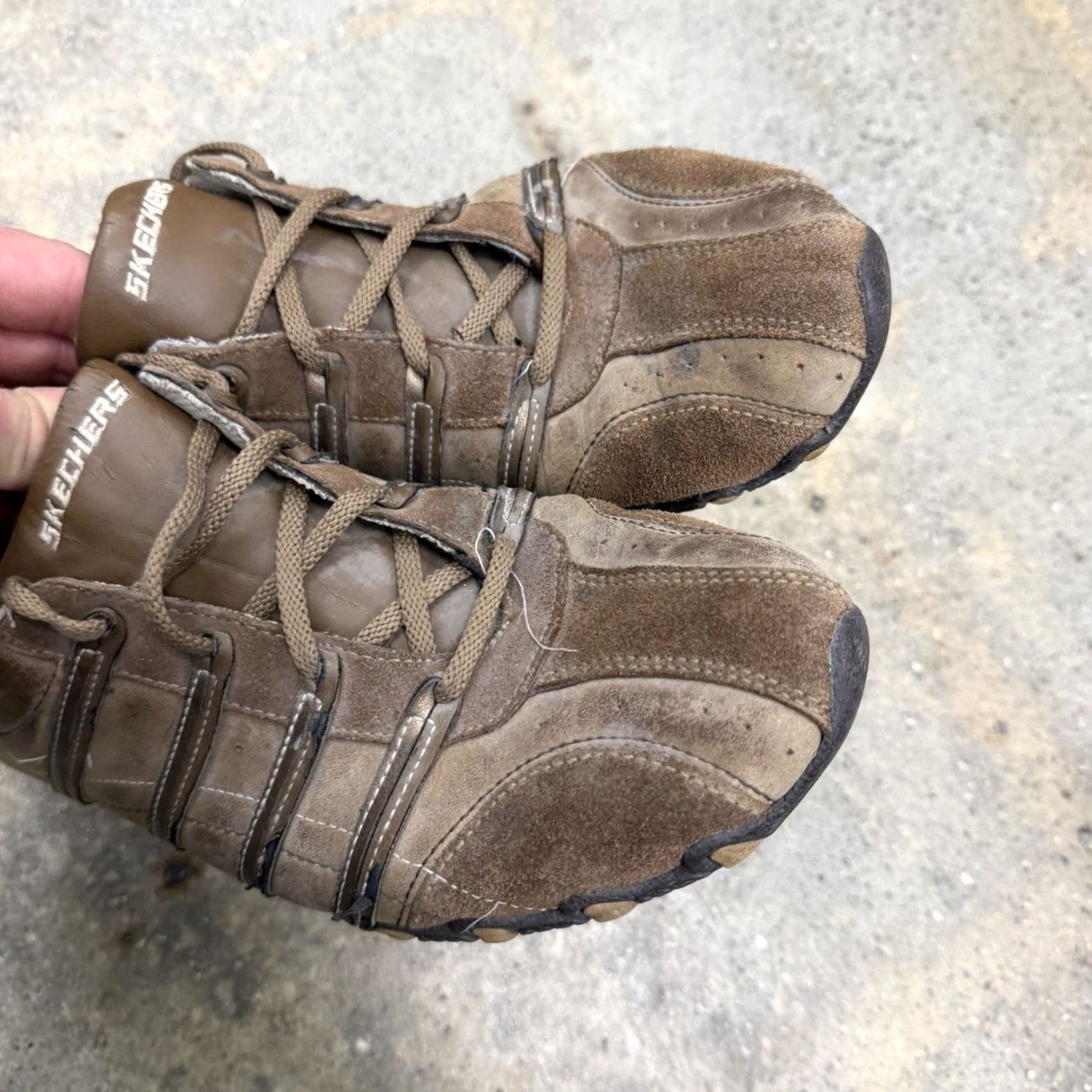 SKECHERS Skechers 46071 Womens Brown Leather Lace-Up Sneakers – Size 9 Distressed Sneaker Womens Shoes Brown Leather Lace Up Sneakers 9 Mens Womens Girls Size US 6 / IT 36 - 7 Thumbnail