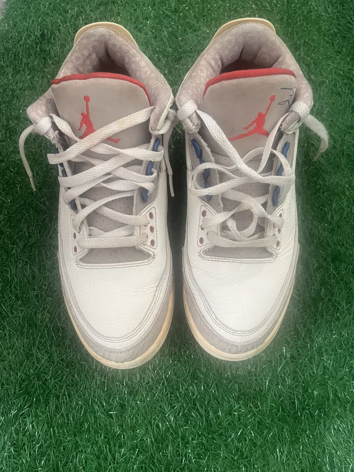 Jordan Brand × Nike Air Jordan 3 retro international flight Size US 9 / EU 42 - 1 Thumbnail