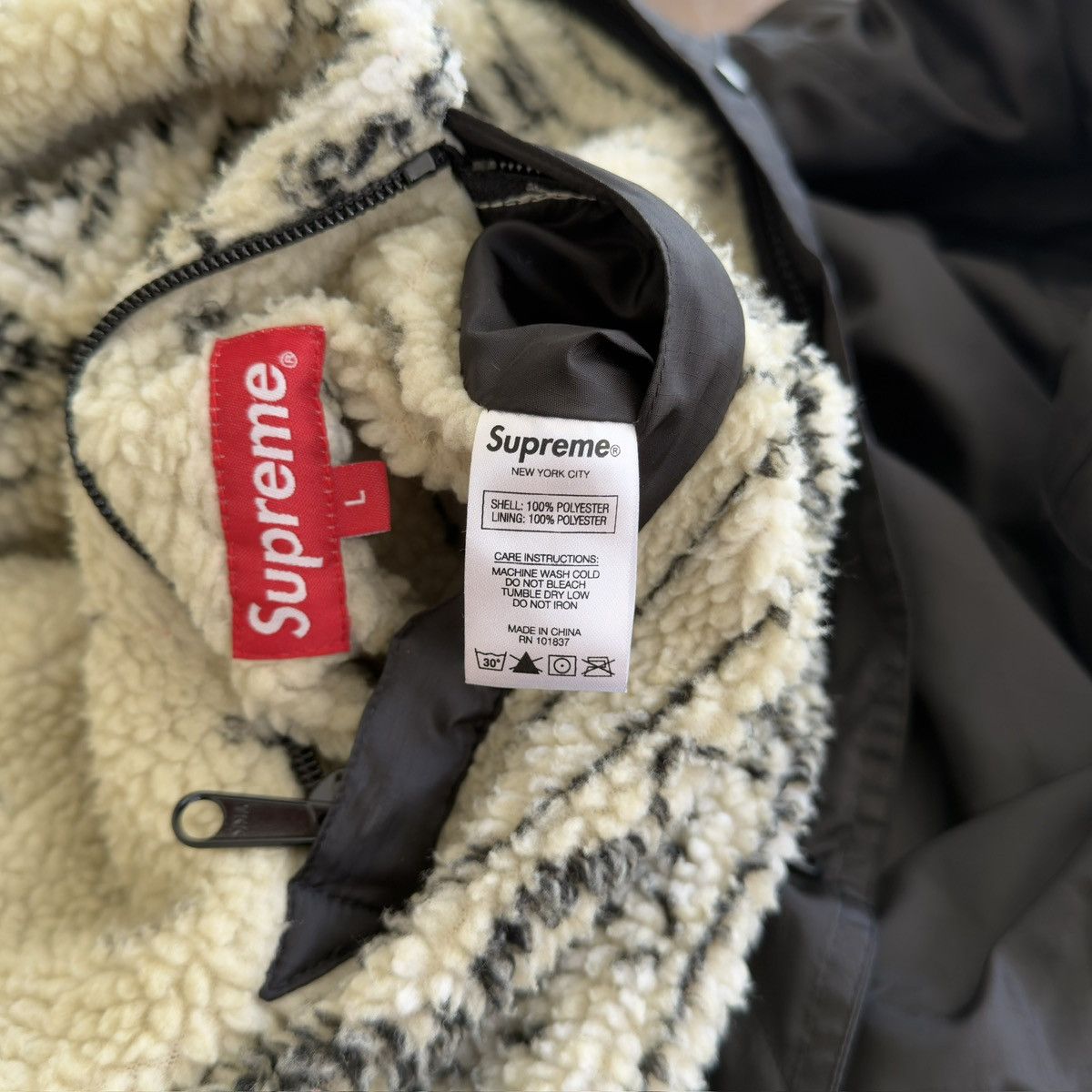 Supreme FW2019 Reversible Bandana Fleece Jacket Size US L / EU 52-54 / 3 - 9 Thumbnail