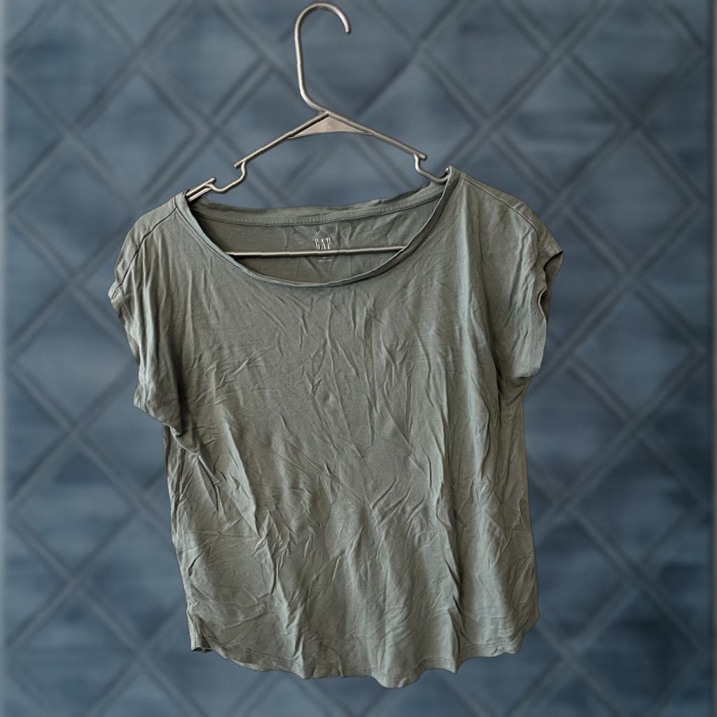 Gap Gap Women T-Shirt XS Gray Short Sleeve Crew Neck Relaxed Fit Tunic Style Shirt Size XS / US 0-2 / IT 36-38 - 1 Thumbnail