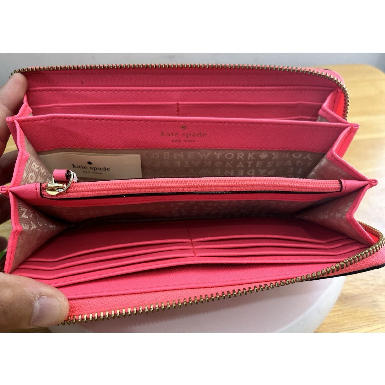 Kate Spade Kate Spade How Refreshing Neda Pineapple Wallet Style NWT Size ONE SIZE - 6 Thumbnail