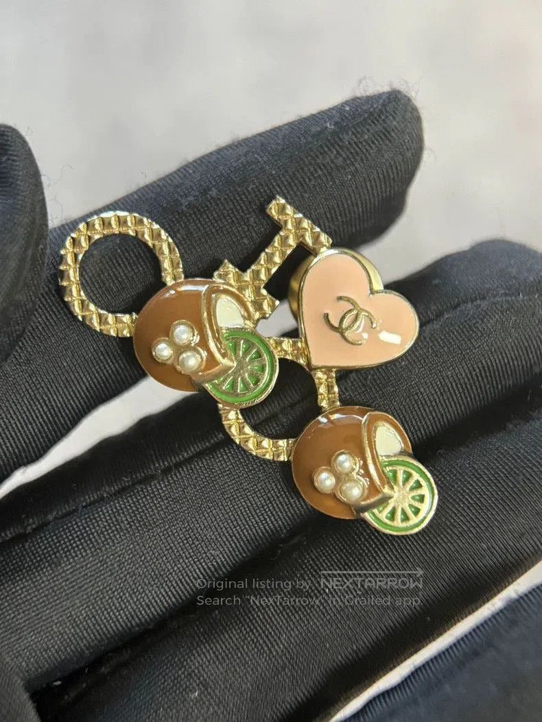 Chanel Coconut Design Brooch.