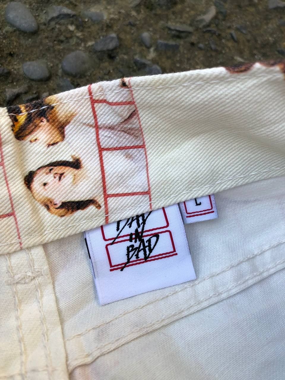Other Bad In Bad Full Print Angels Pants Size US 31 - 12 Thumbnail