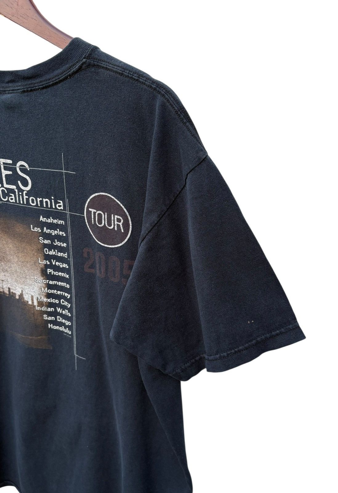 Band Tees Y2K Sun Faded Eagles The California Tour 2005 Tee Size US L / EU 52-54 / 3 - 13 Thumbnail