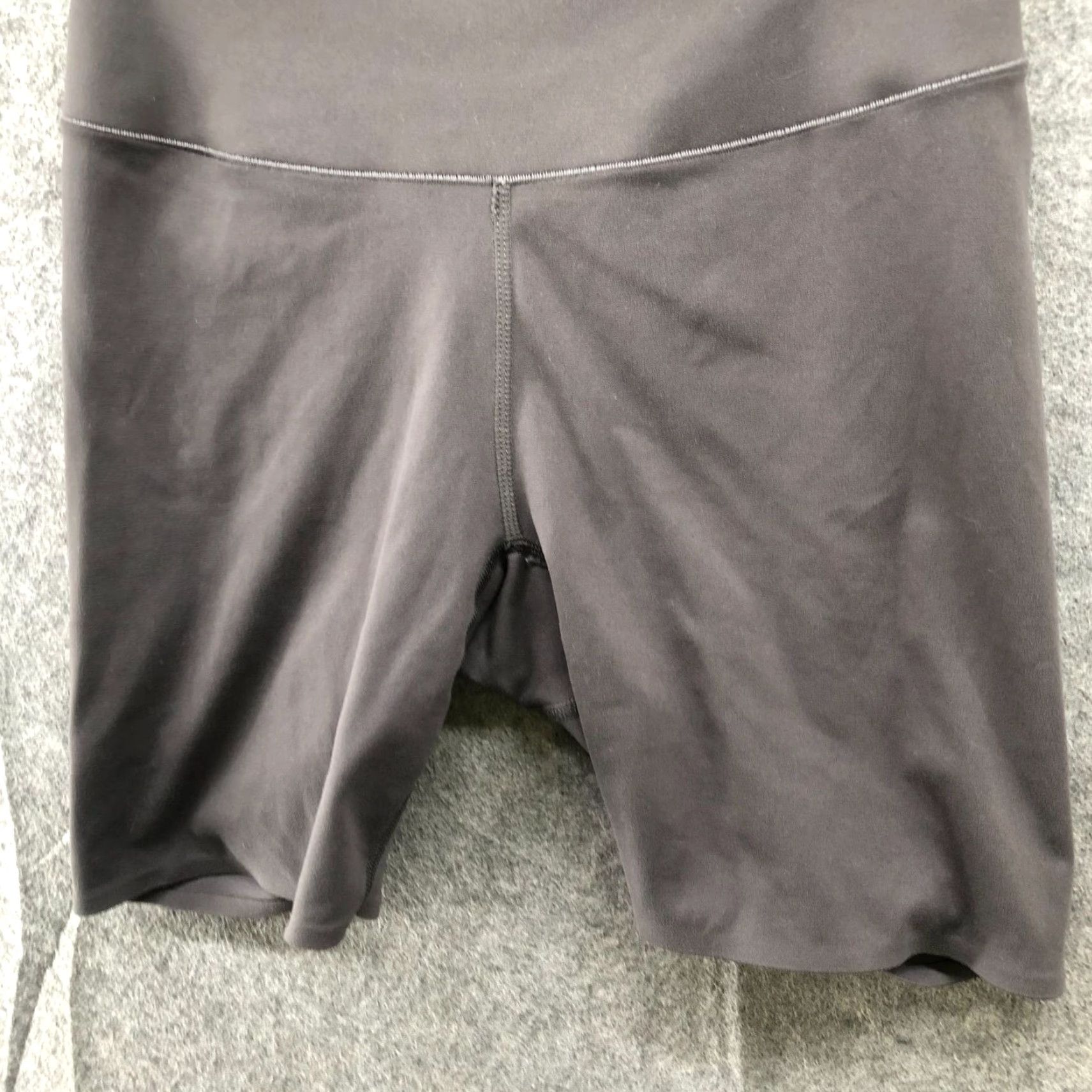 Uniqlo Uniqlo Airism Soft Biker Shorts Womens XS Gray 6.5'' Active Yoga Gym Size 26" / US 2 / IT 38 - 4 Thumbnail